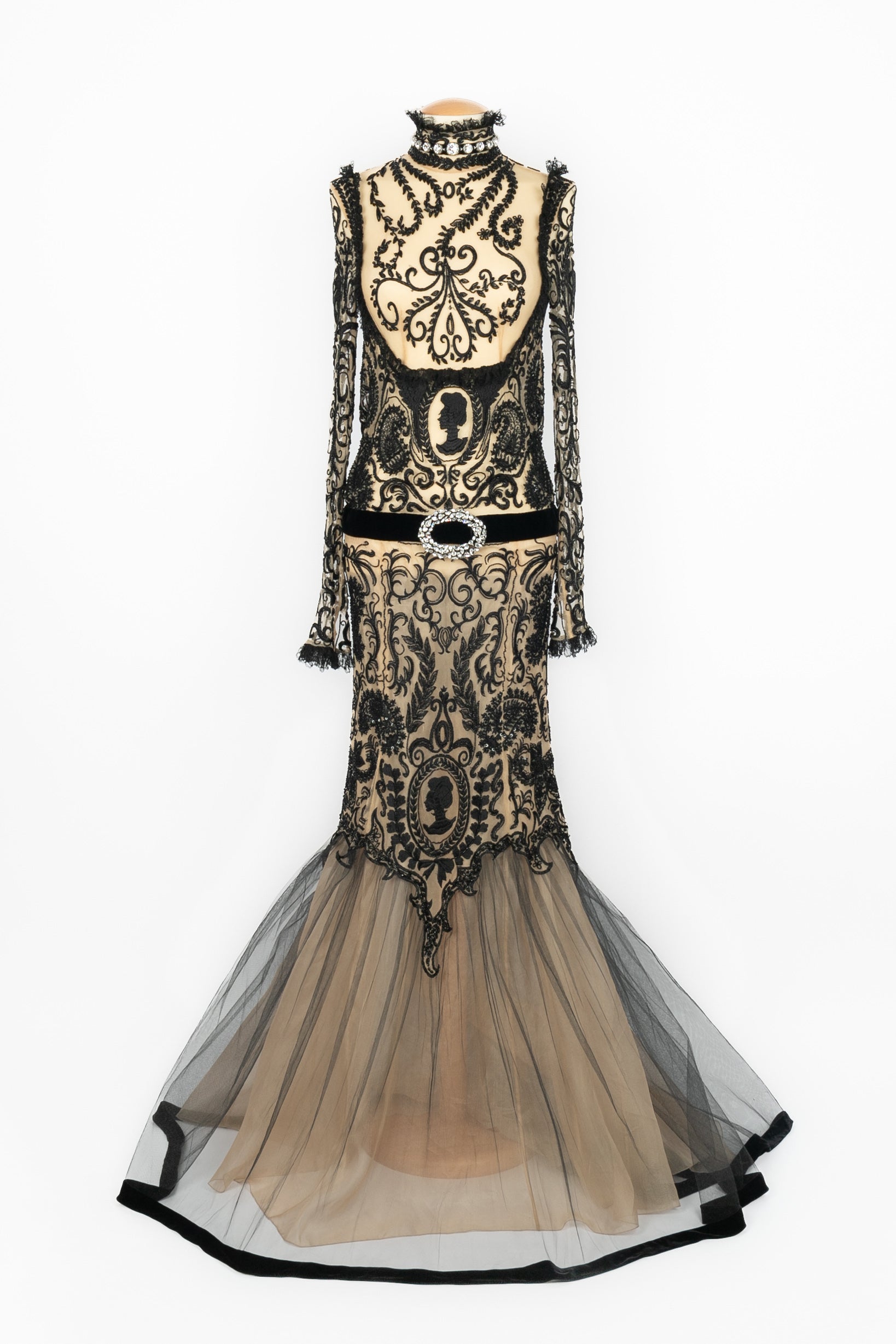 Jean-Louis Scherrer dress Haute Couture winter 2005 Les Merveilles De Babellou Jean-Louis Scherrer dress Haute Couture winter 2005 Les Merveilles De Babellou