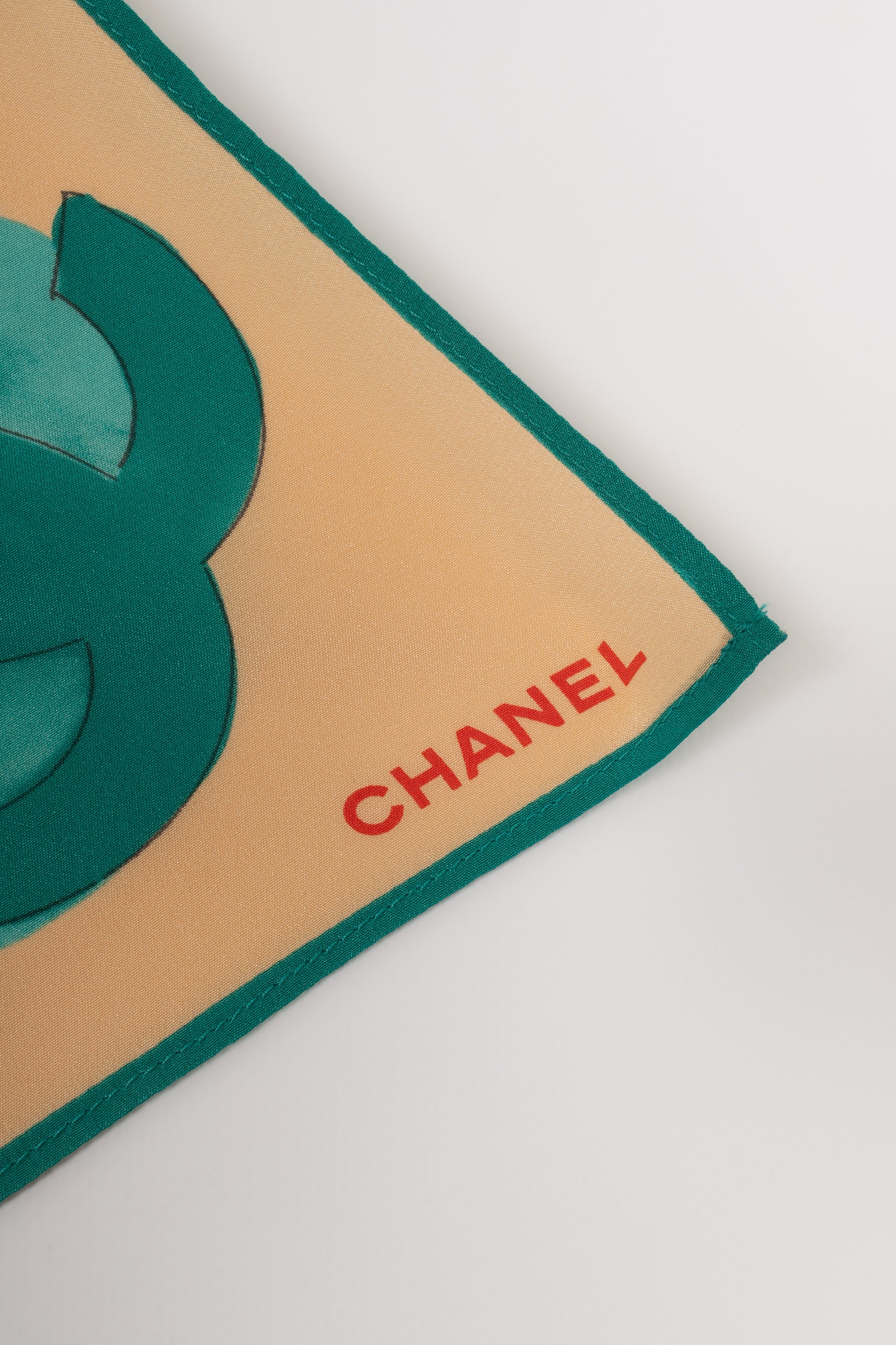 Foulard en soie Chanel