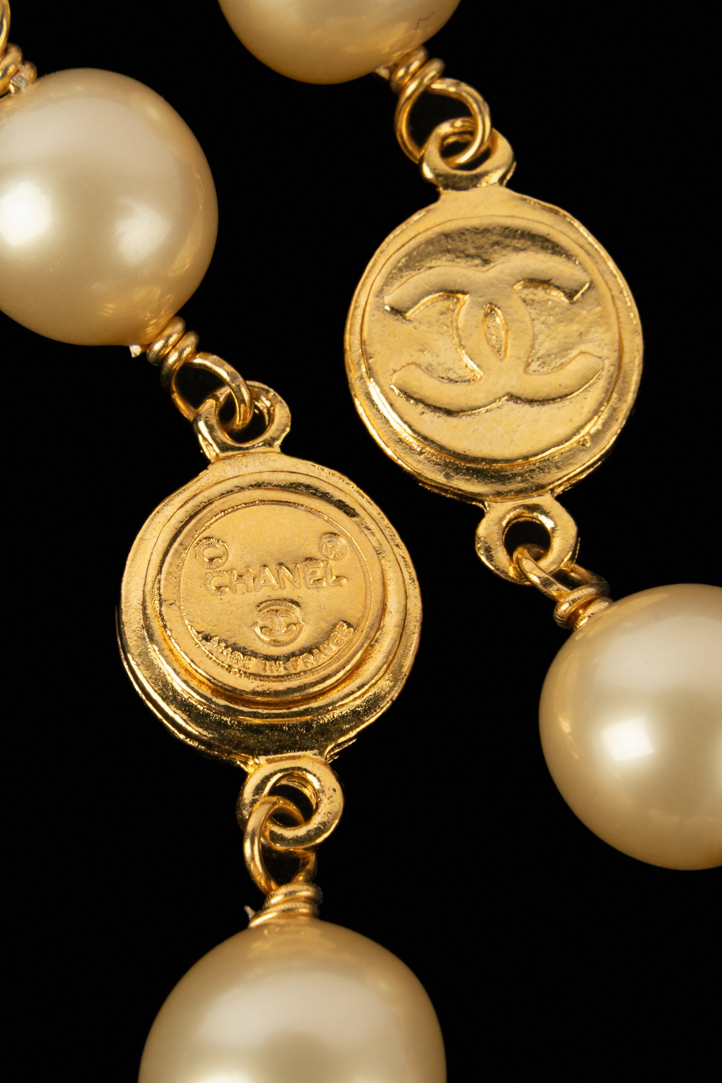 Collier de perles Chanel