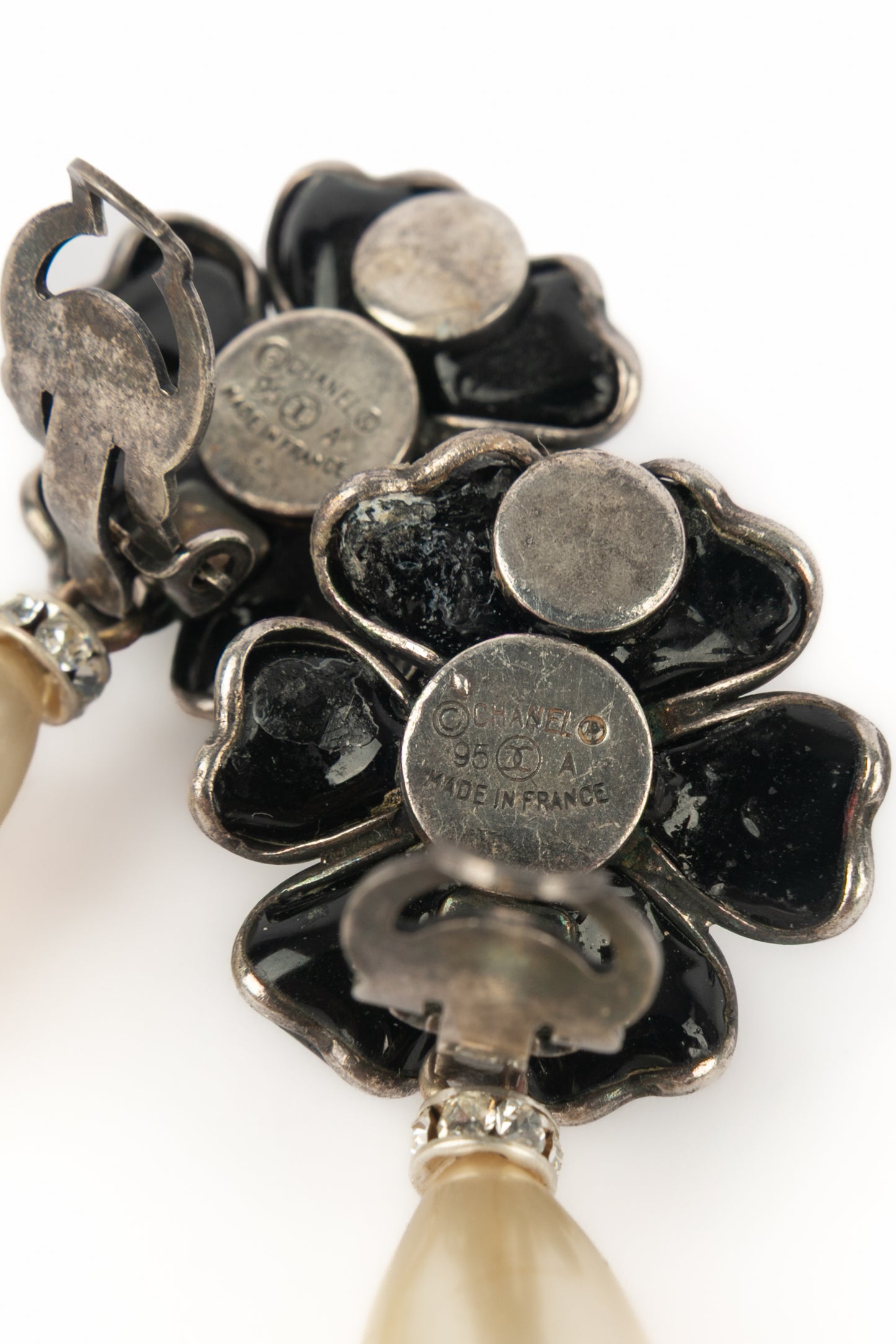 Boucles d'oreilles hiver 1995