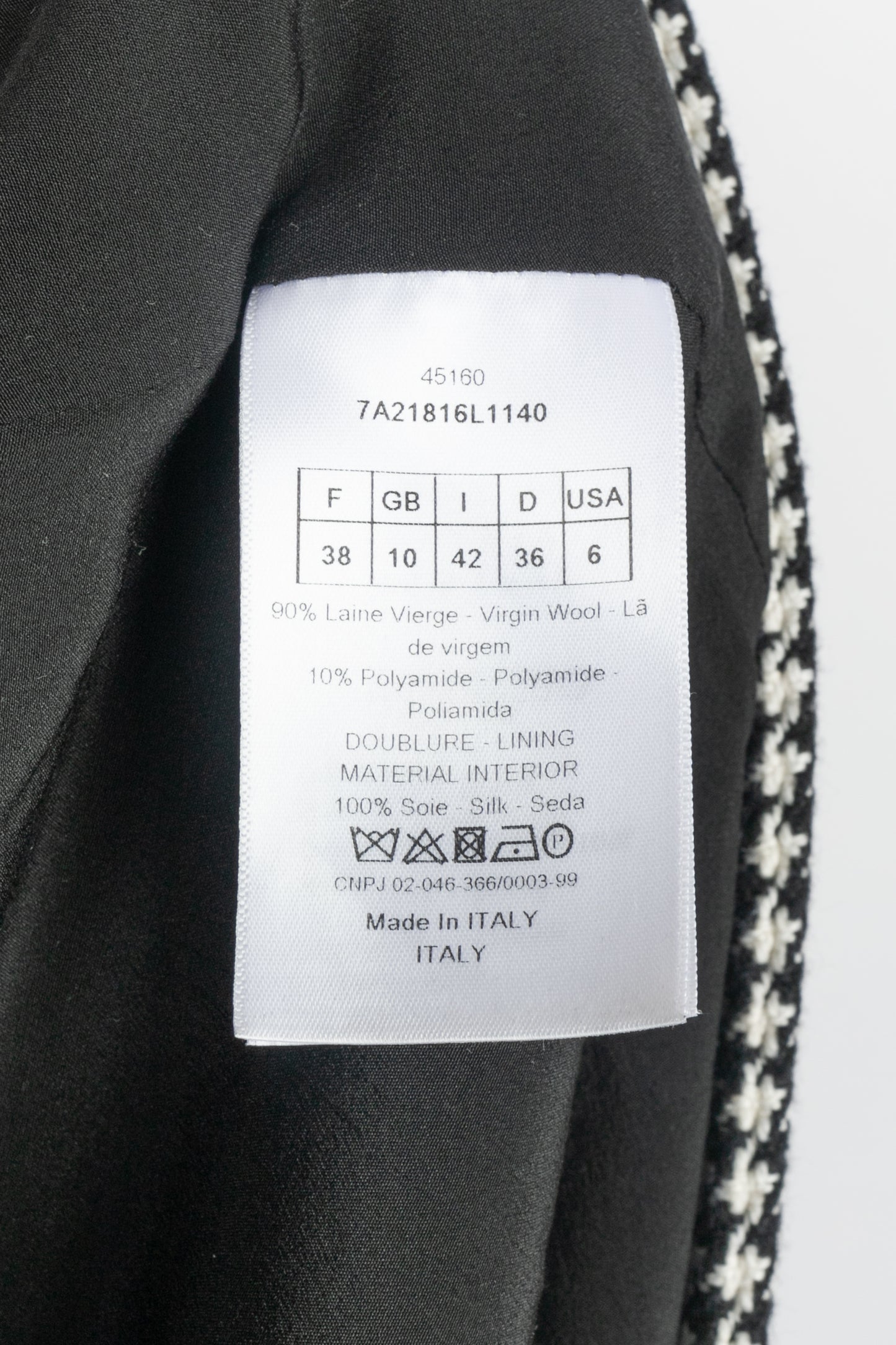 Cape Christian Dior Pre-fall 2017