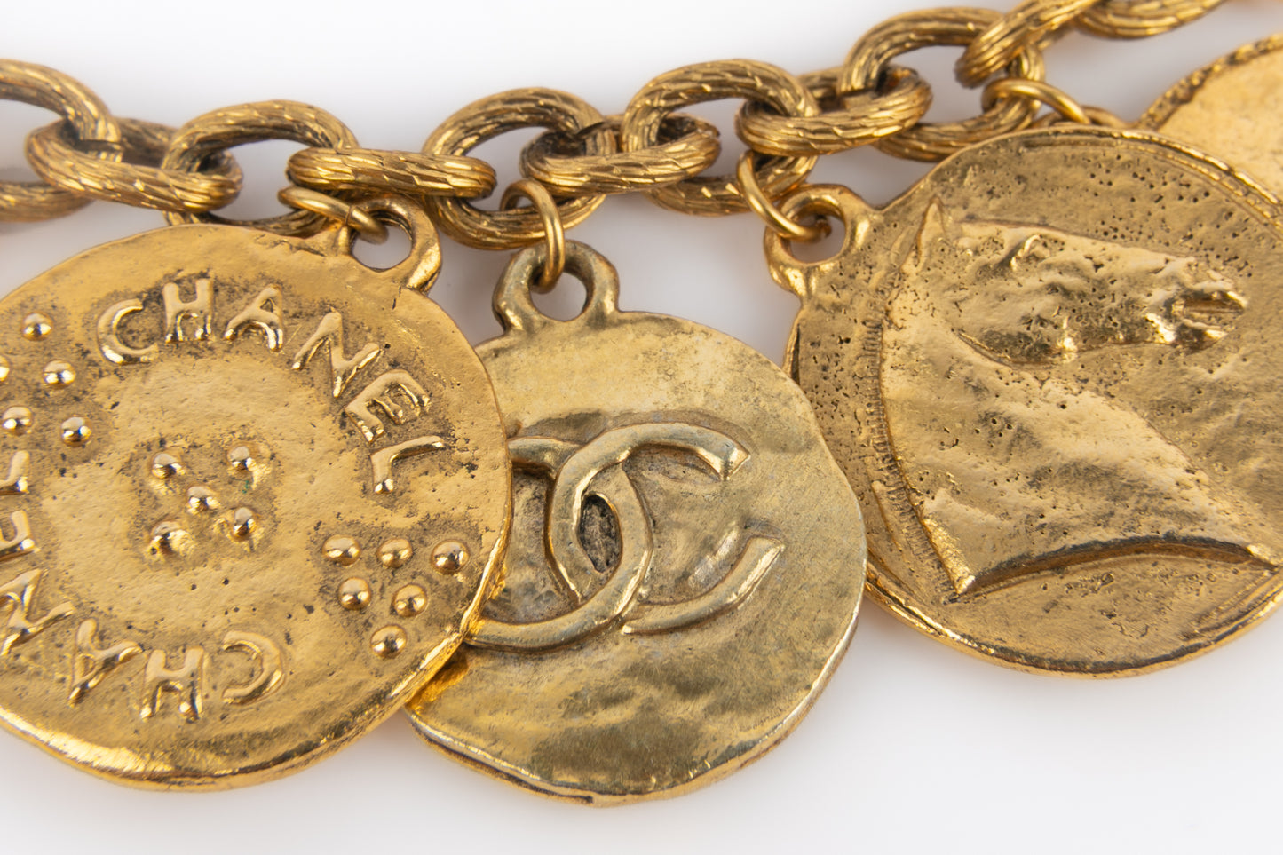 Collier doré Chanel 1985-1990