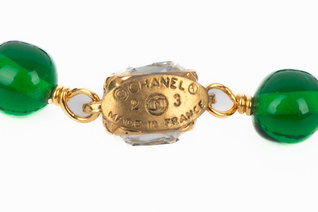 Collier de perles vertes Chanel