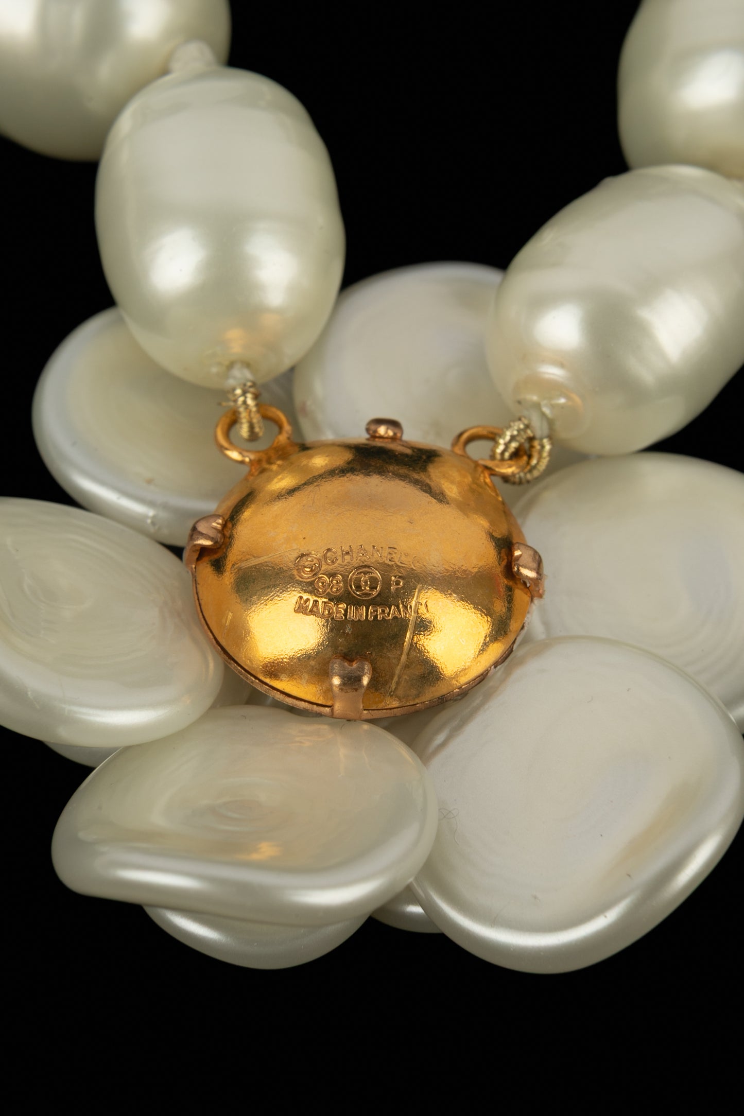 Collier camélia Chanel 1998