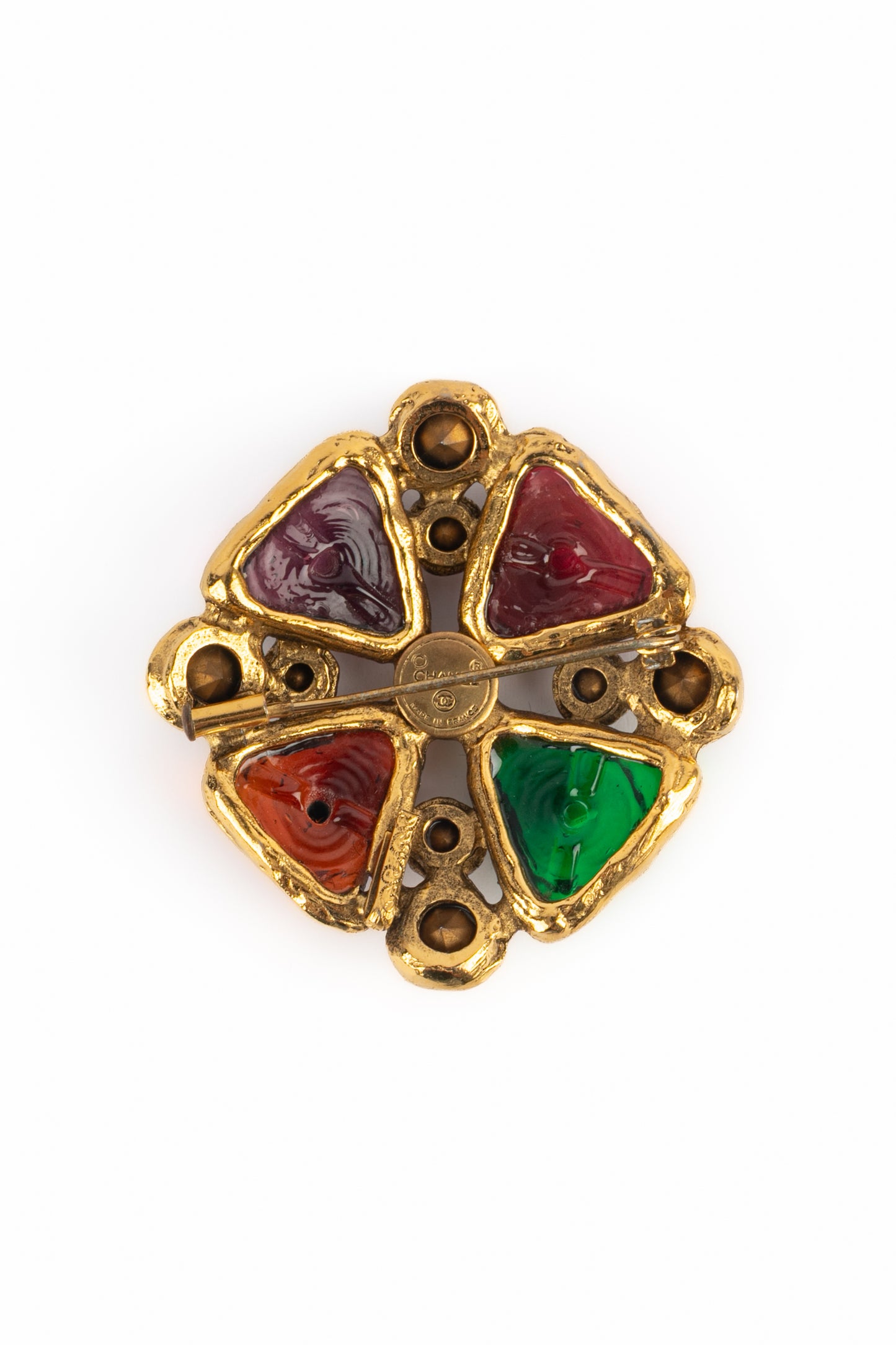 Broche en pâte de verre Chanel