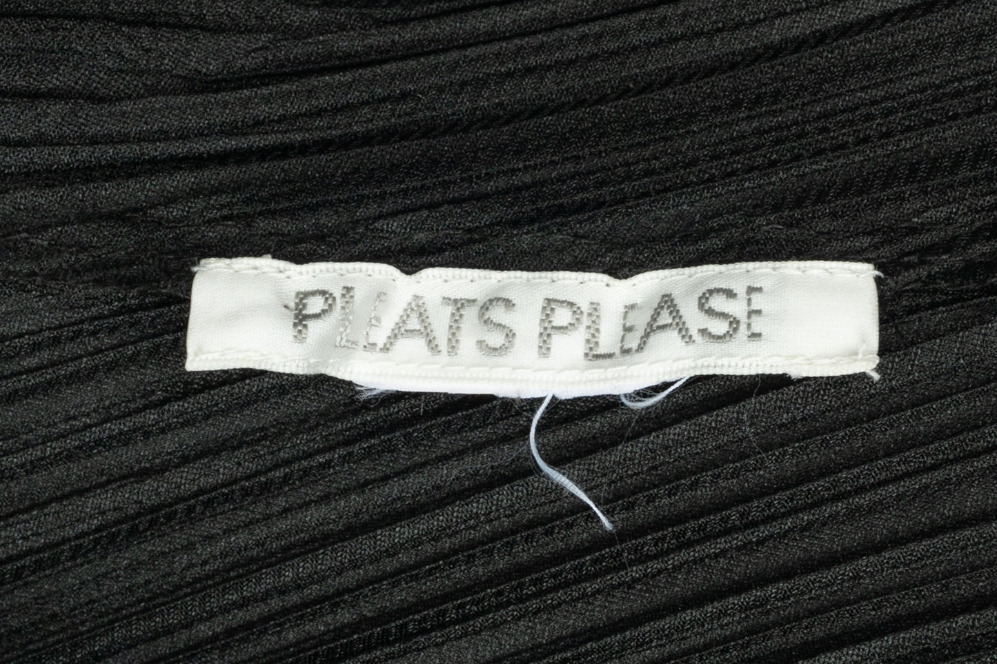 Ensemble noir Pleats Please