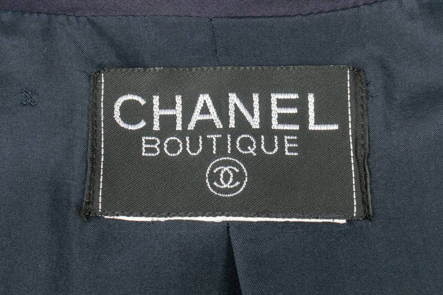 Veste Chanel fin 1980's
