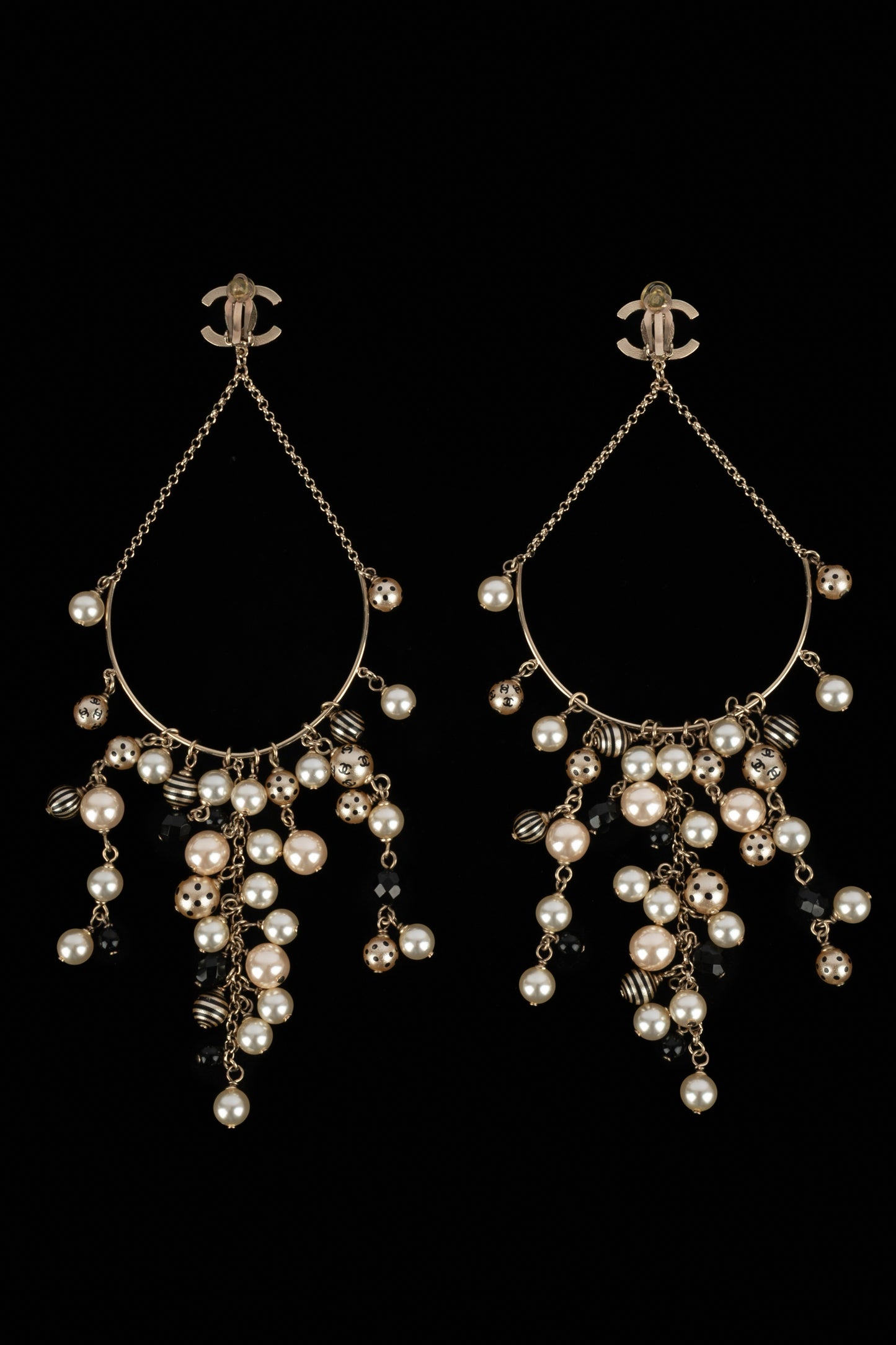 Imposantes boucles d'oreilles Chanel Croisière 2007
