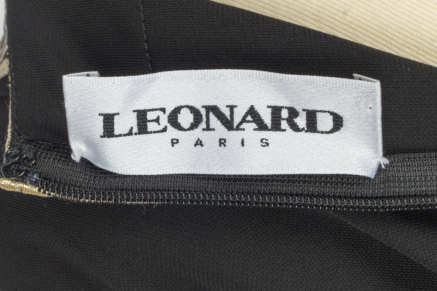 Robe Léonard Pre Fall 2019