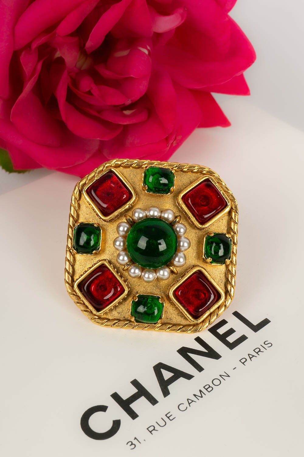 Chanel brooch 1990s – Les Merveilles De Babellou