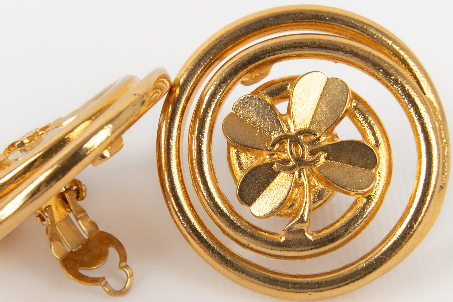 Boucles d'oreilles Chanel 1990s