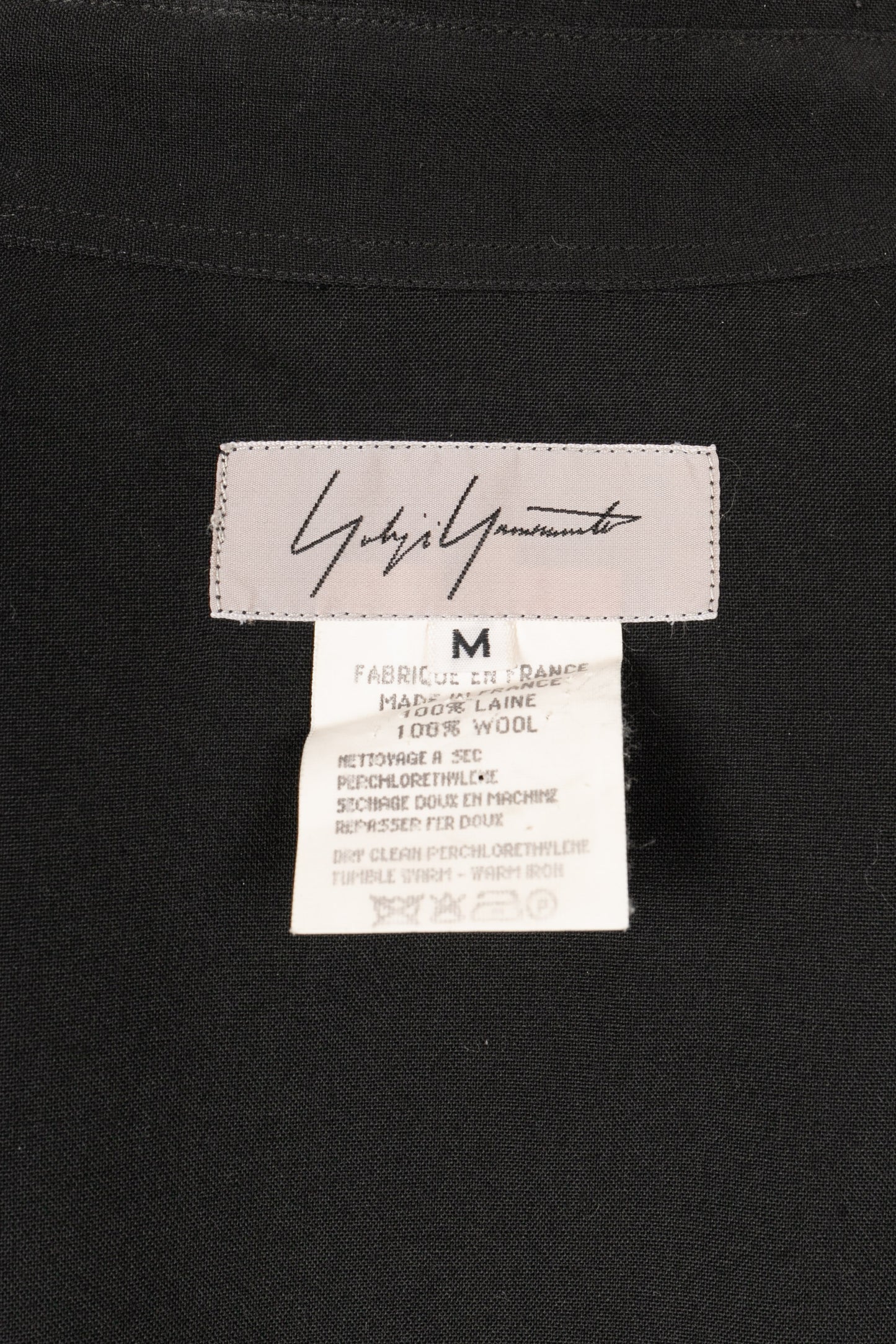 Chemise noire Yamamoto