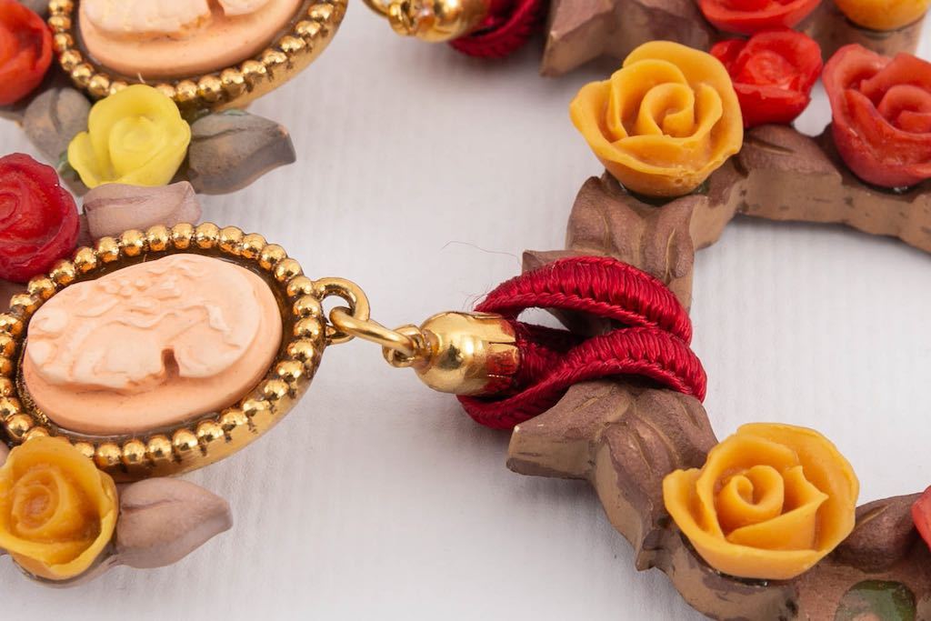 Boucles d'oreilles roses Chantal Thomass (Défilé)