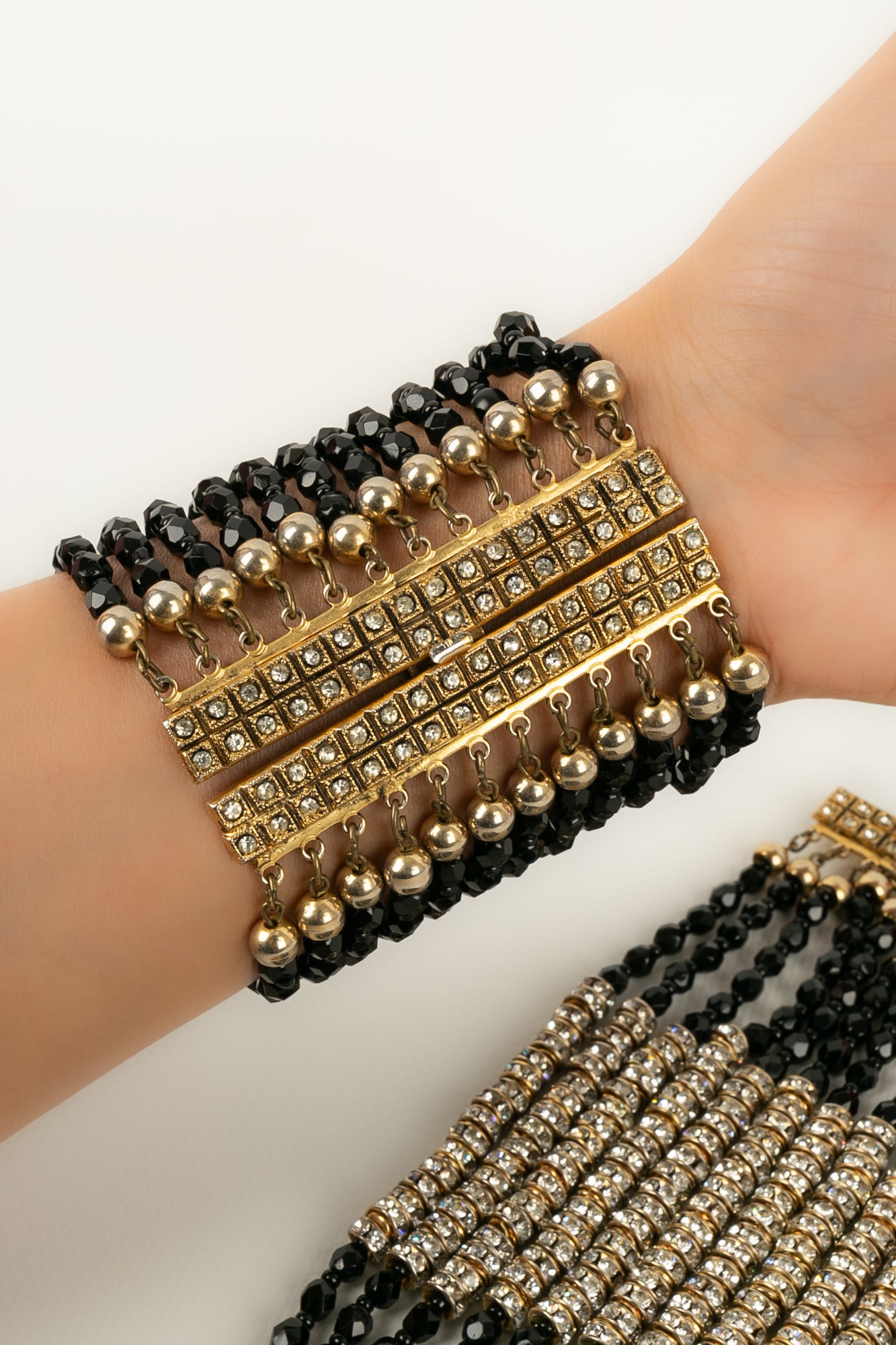 Paire de bracelets Valentino Haute Couture
