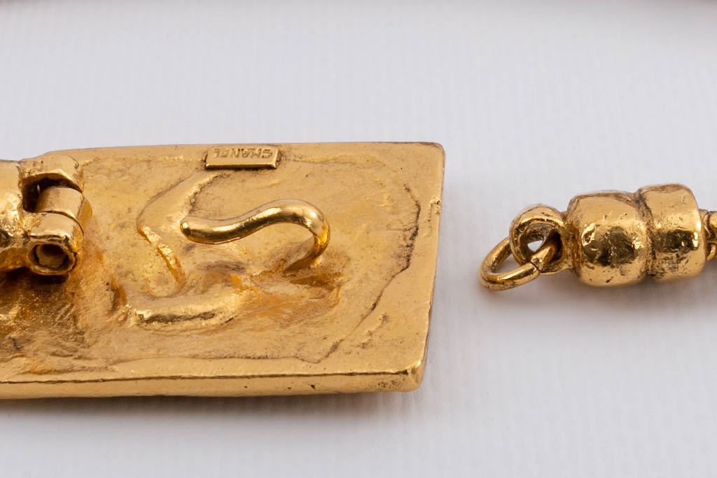 Ceinture doré Chanel