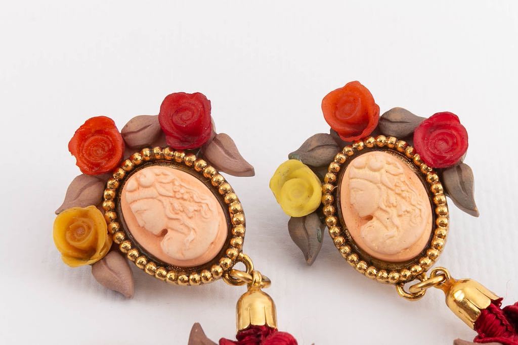 Boucles d'oreilles roses Chantal Thomass (Défilé)