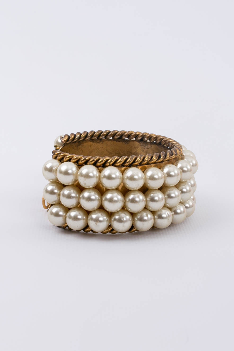 Edouard Rambaud pearly beads bracelet