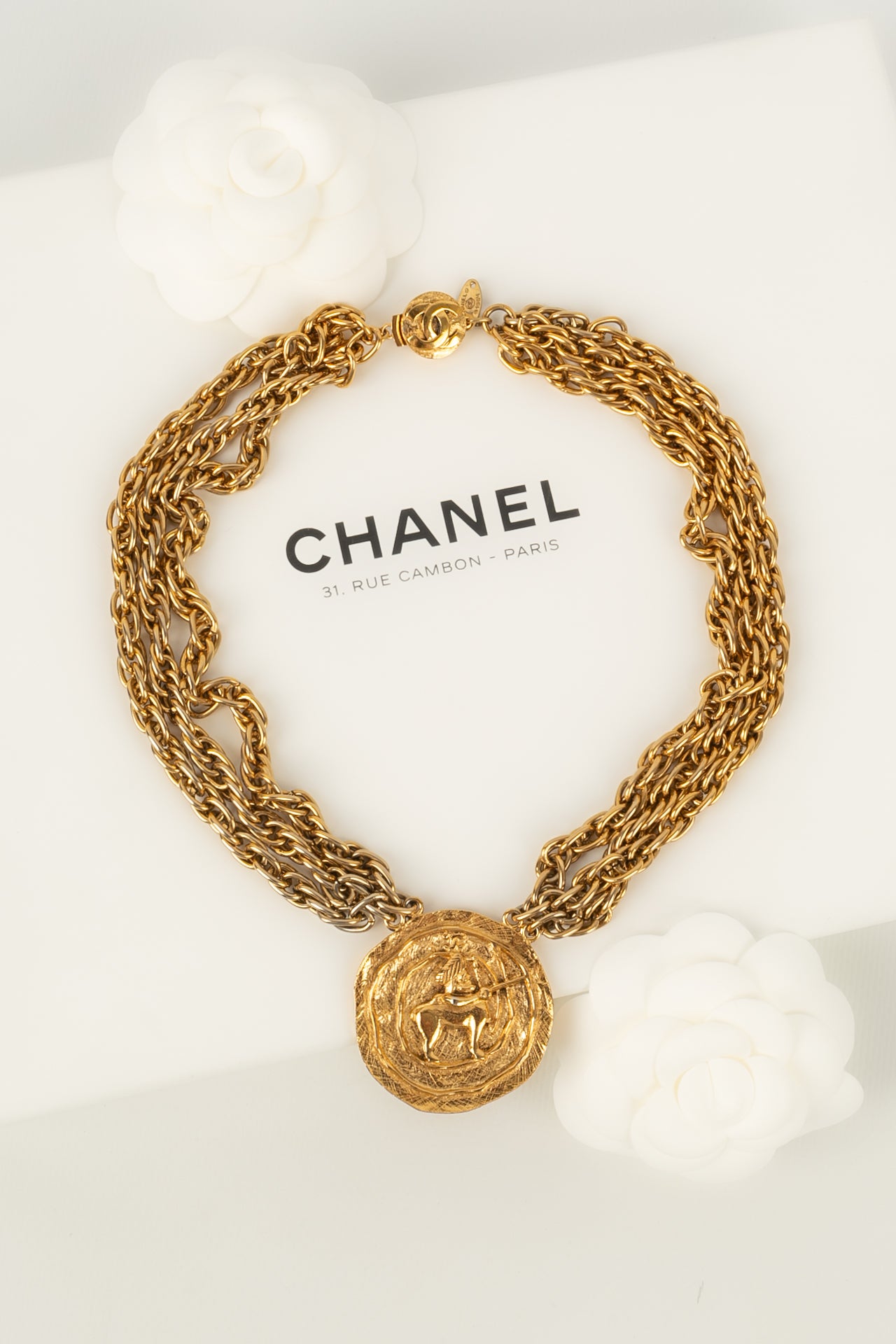 Chanel necklace 1984