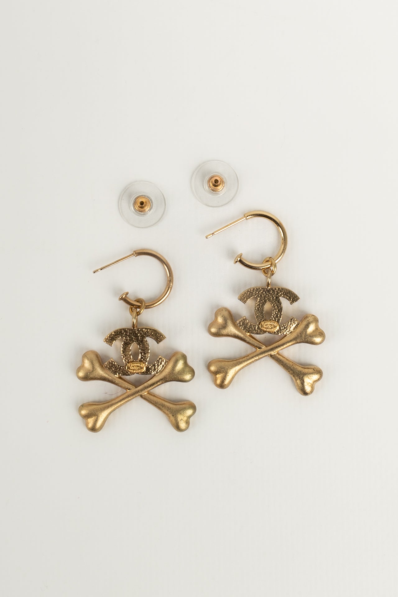 Boucles d'oreilles "Os" Chanel