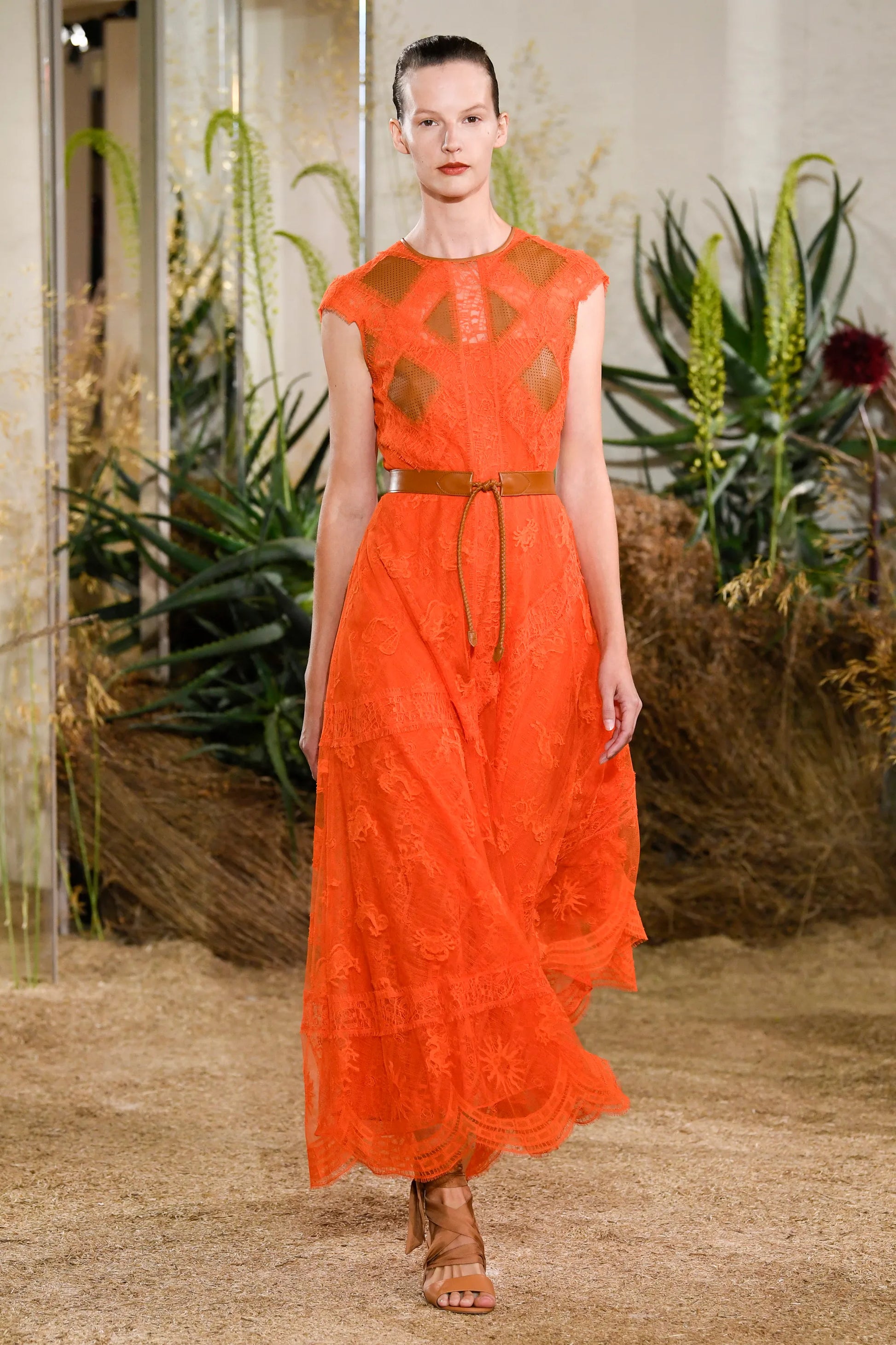 00043-hermes-resort-2019-credit-indigital-model-sara-blomqvist.webp