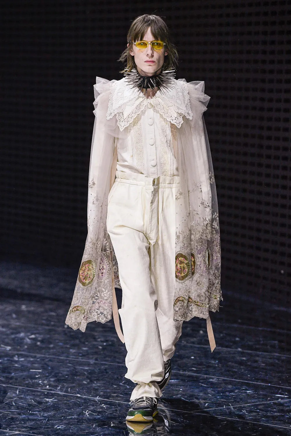 00053-gucci-fall-2019-ready-to-wear-credit-gorunway.webp