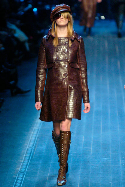 00120h-christian-dior-fall-2005-ready-to-wear-brandi-brechbiel.webp