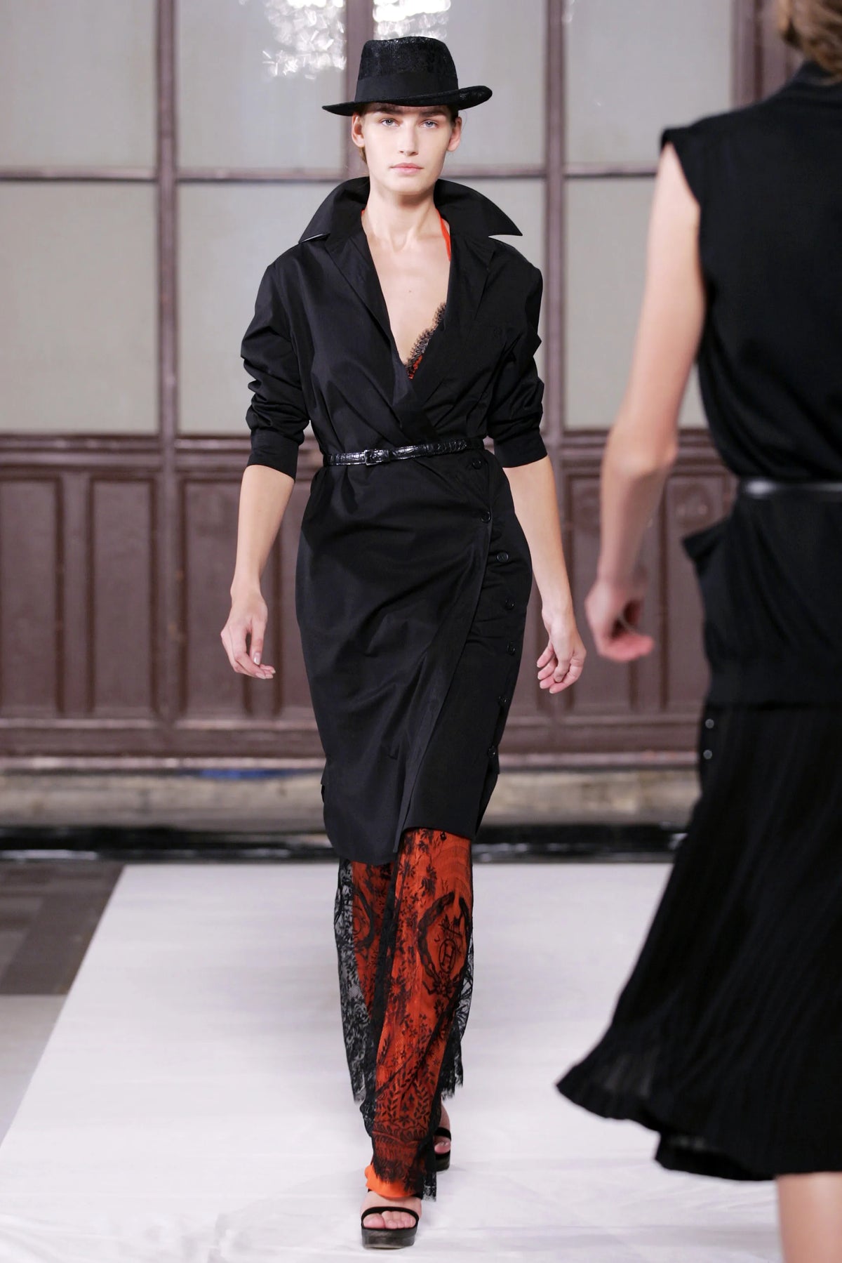 00480h-hermes-spring-2006-ready-to-wear-eugenia-volodina.webp