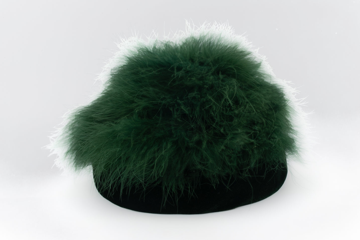 Chapeau vintage à plumes