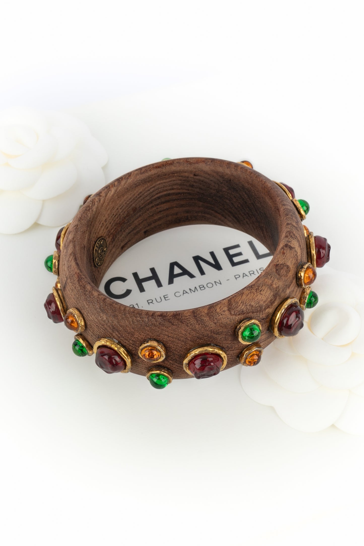Bracelet en bois Chanel 1985