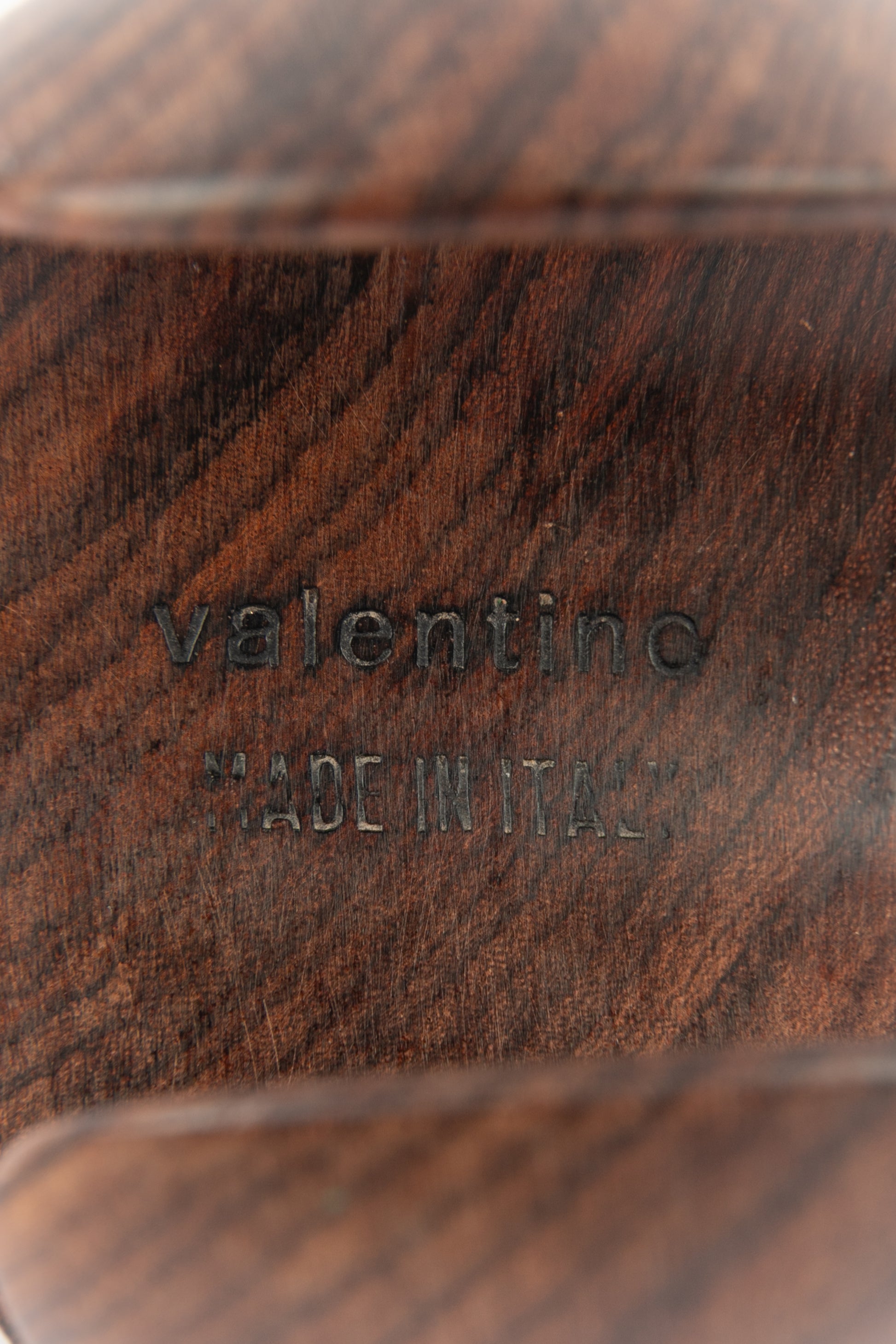 Paire de bracelets manchettes en bois Valentino