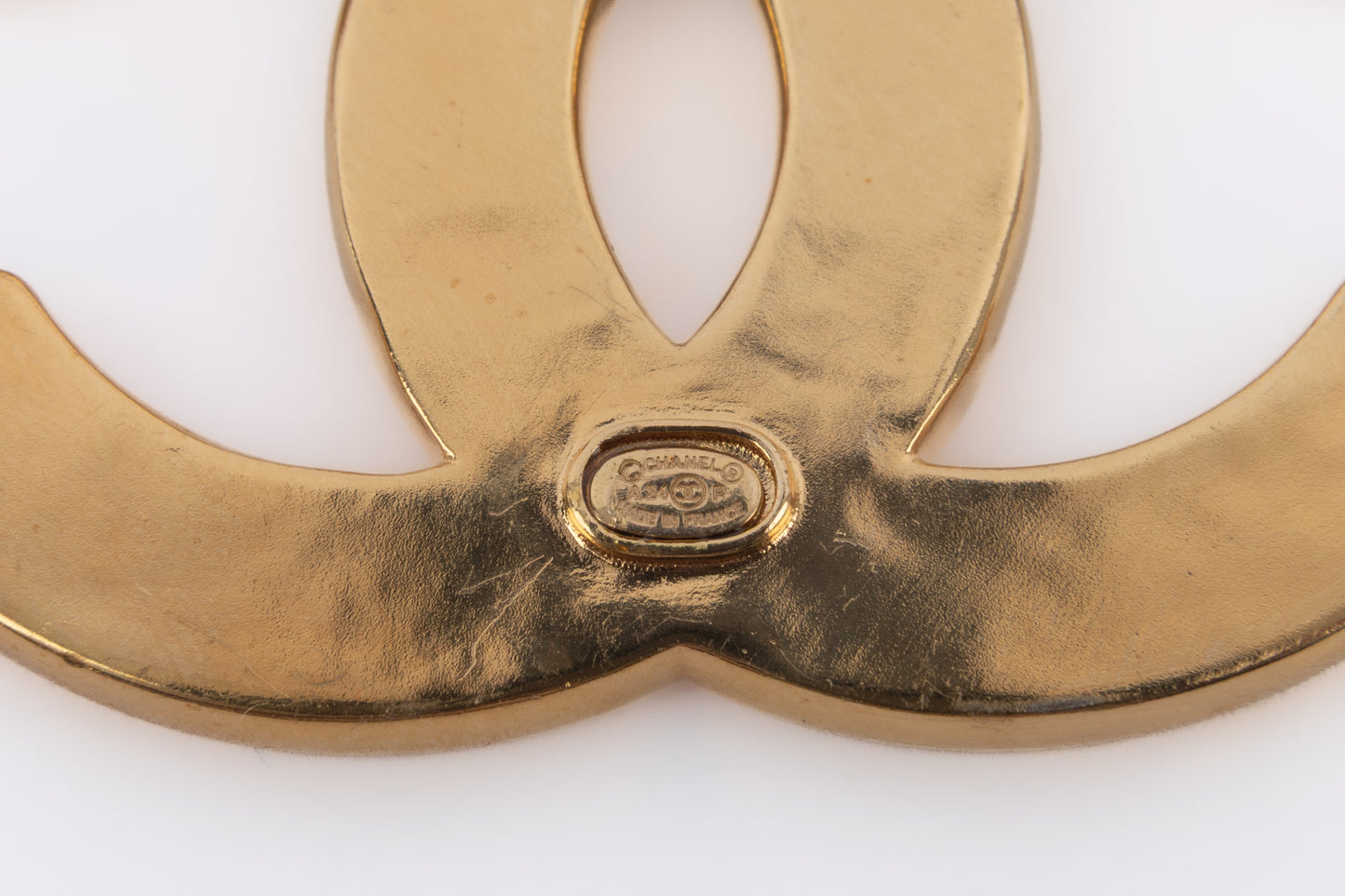 Broche cc Chanel 2024