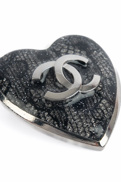 Broche "Coeur" Chanel 2024