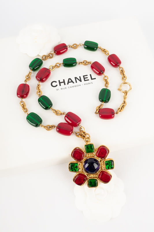 Collier en pâte de verre Chanel 1990's