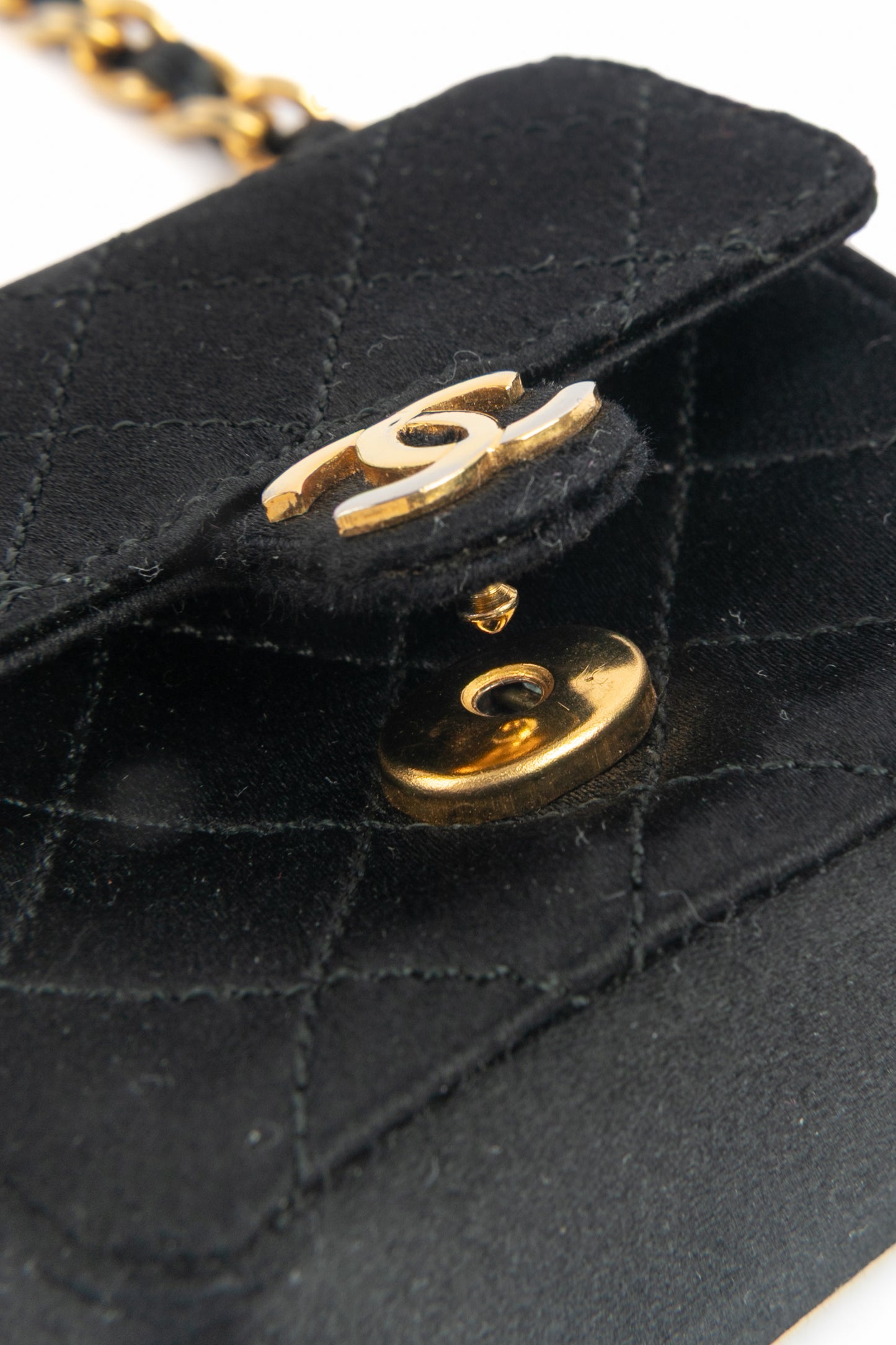 Sac "Classique Micro" Chanel collection 1989/1991