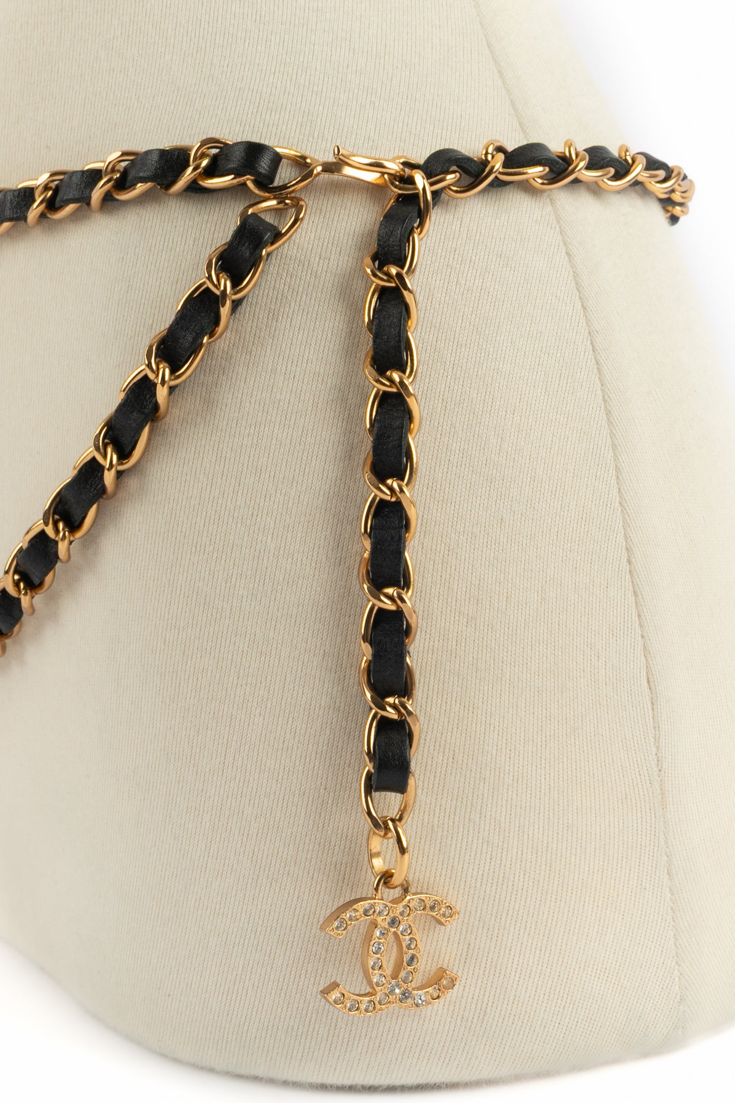 Ceinture "aigle" Chanel Printemps 2001