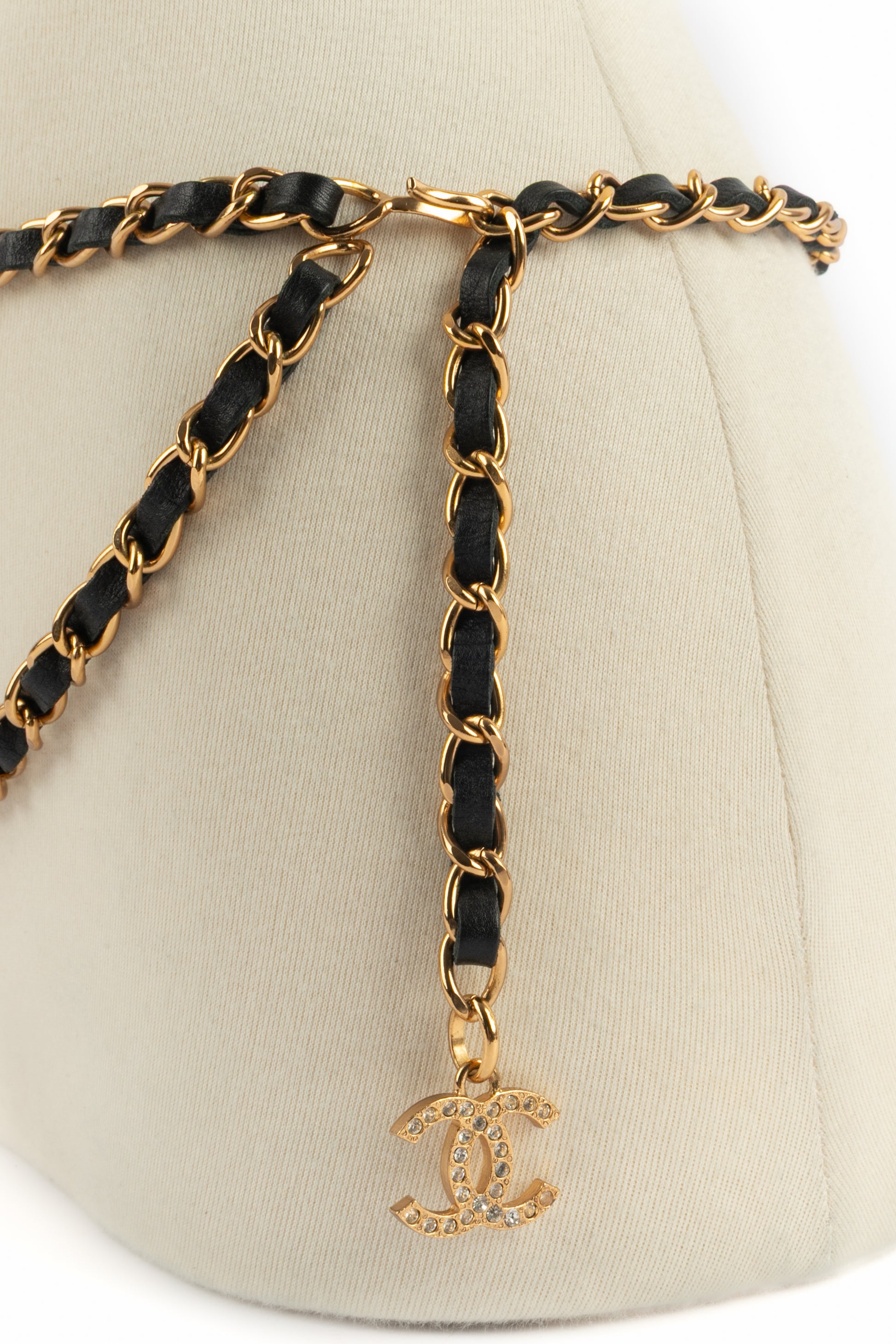 Ceinture "aigle" Chanel Printemps 2001