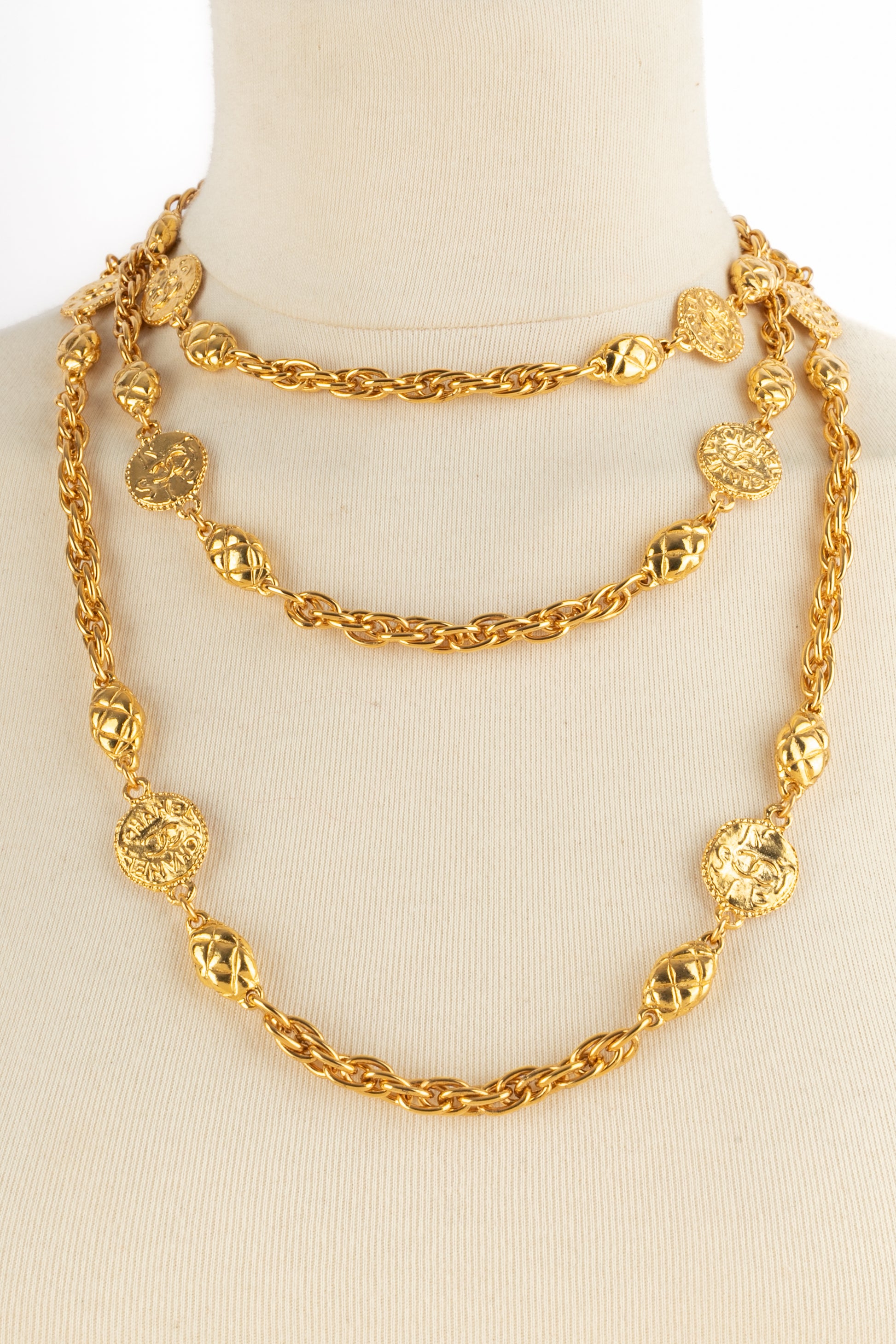 Collier doré Chanel 1985's