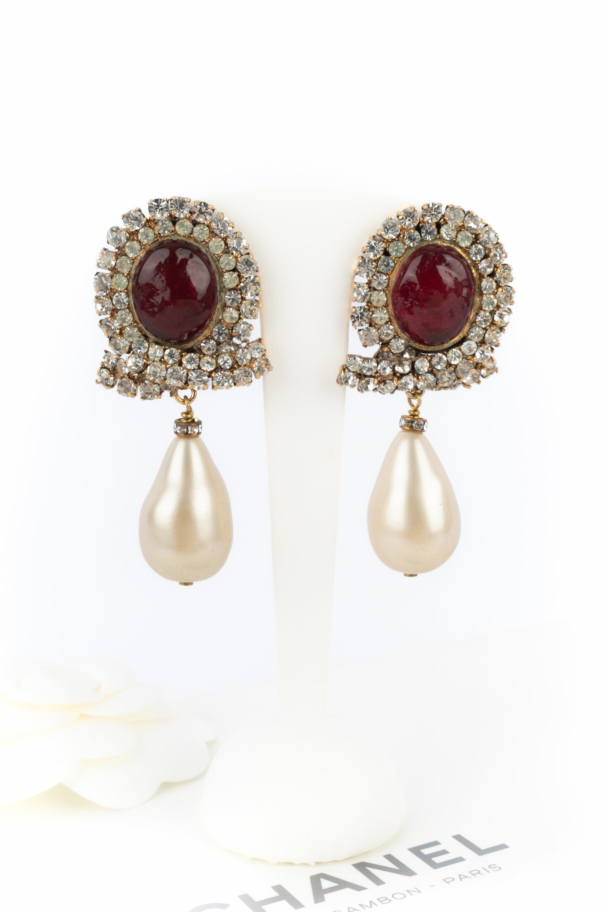 Boucles d'oreilles Chanel 1980's