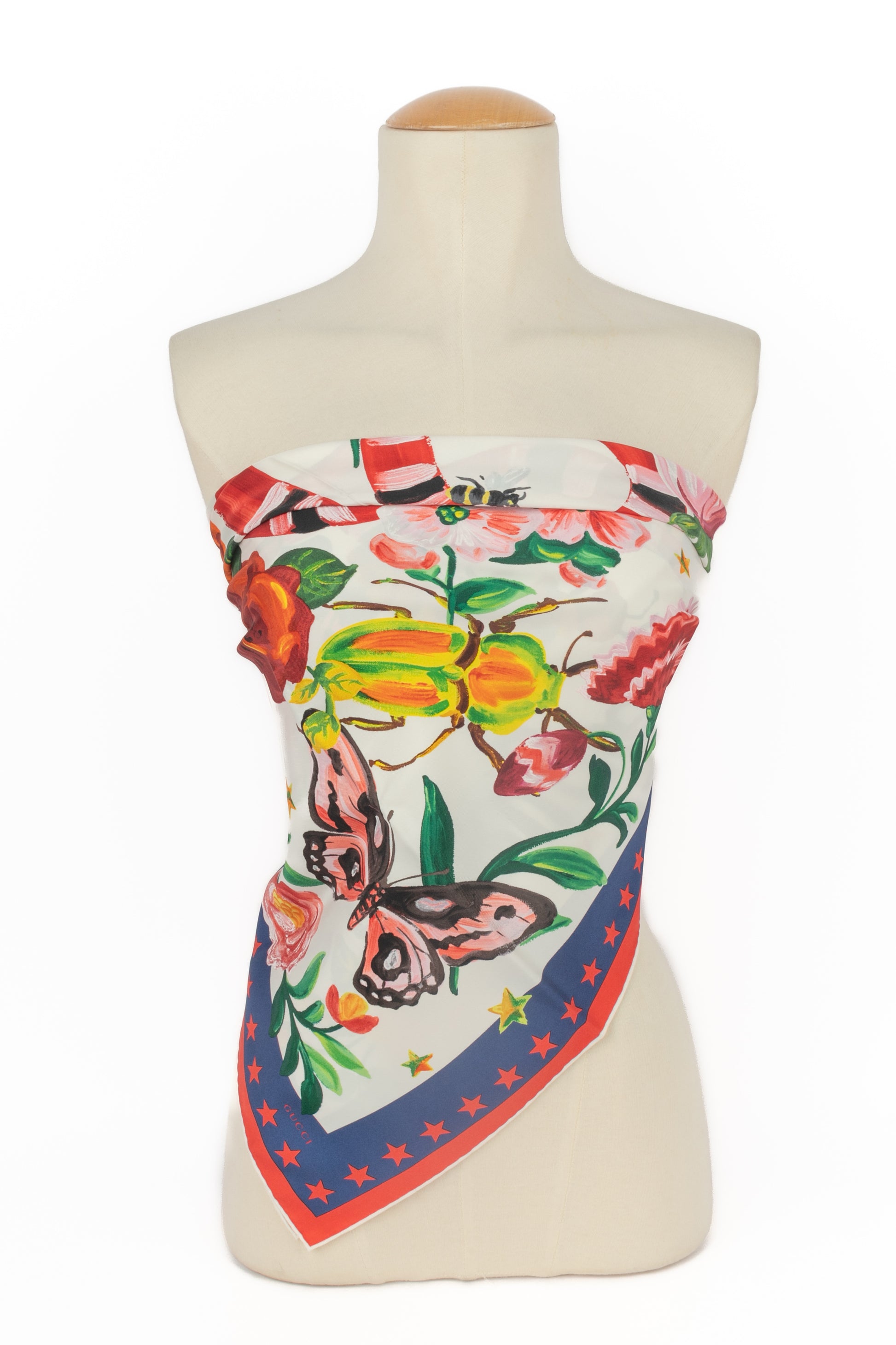 Carré de soie "L’Aveugle Par Amour" Gucci Garden Mini sera