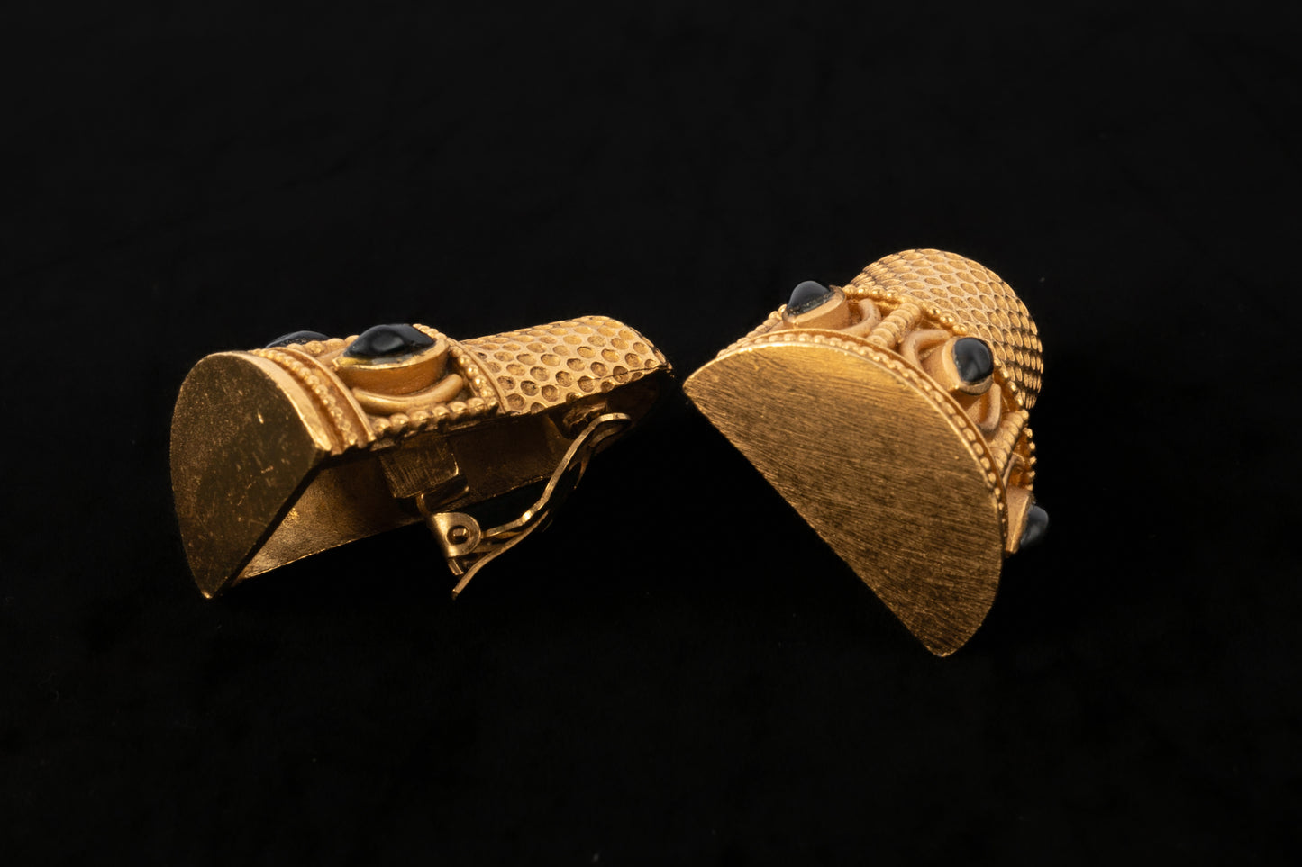 Boucles d'oreilles Chanel Haute Couture Automne-Hiver 1992-1993