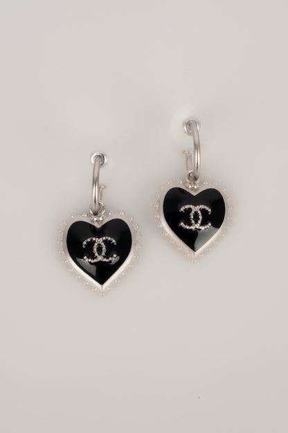 Boucles d'oreilles coeur Chanel 2007