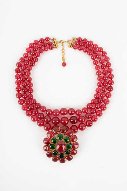 Collier en pâte de verre Chanel