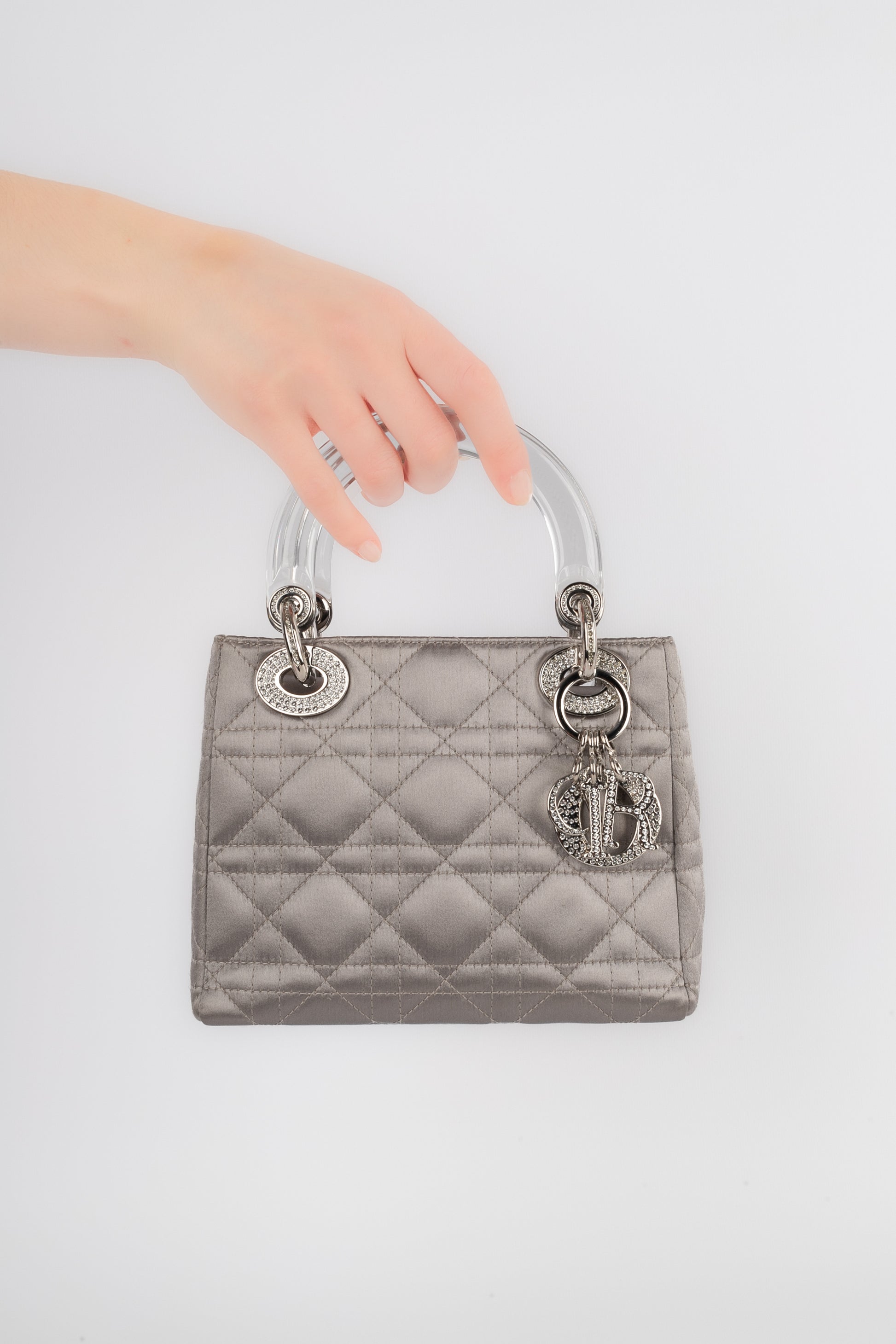 Sac Lady Dior gris perle