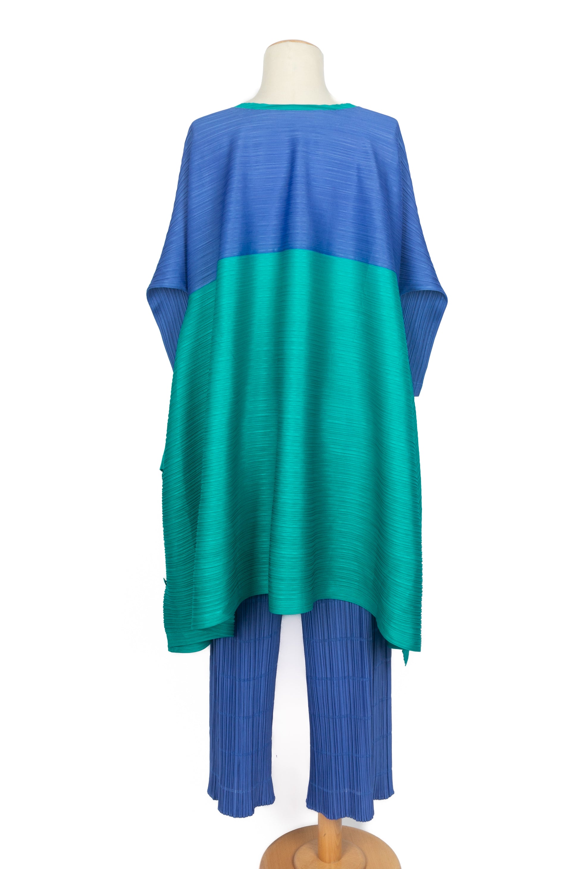 Ensemble Pleats Please Issey Myiake 1996
