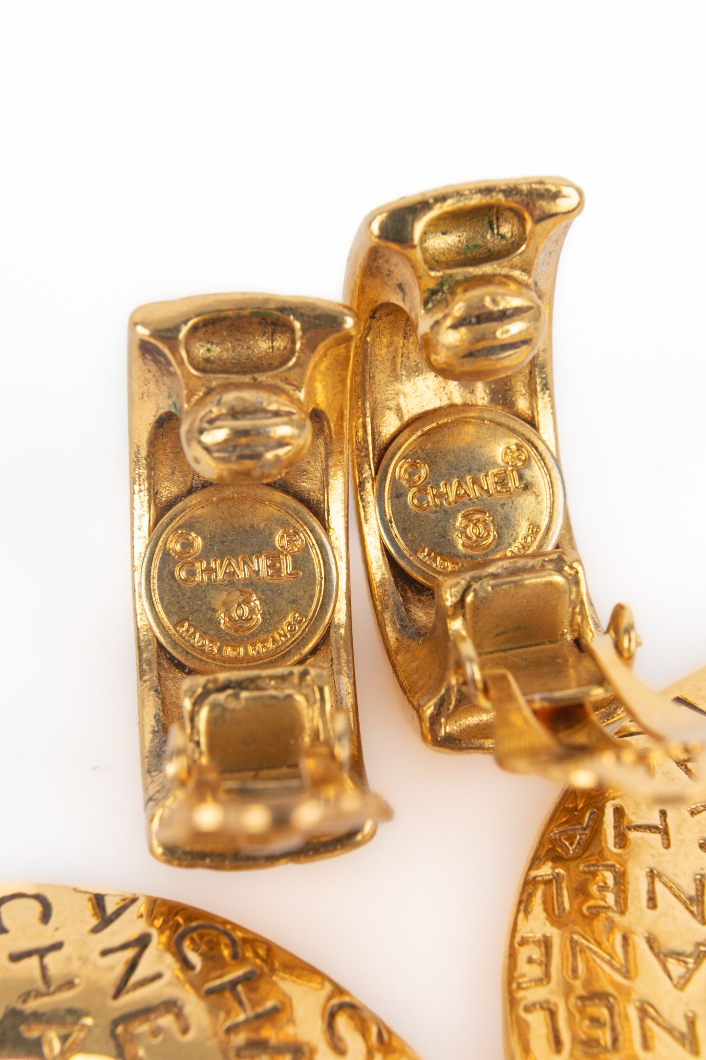 Boucles d'oreilles créoles Chanel 1980's