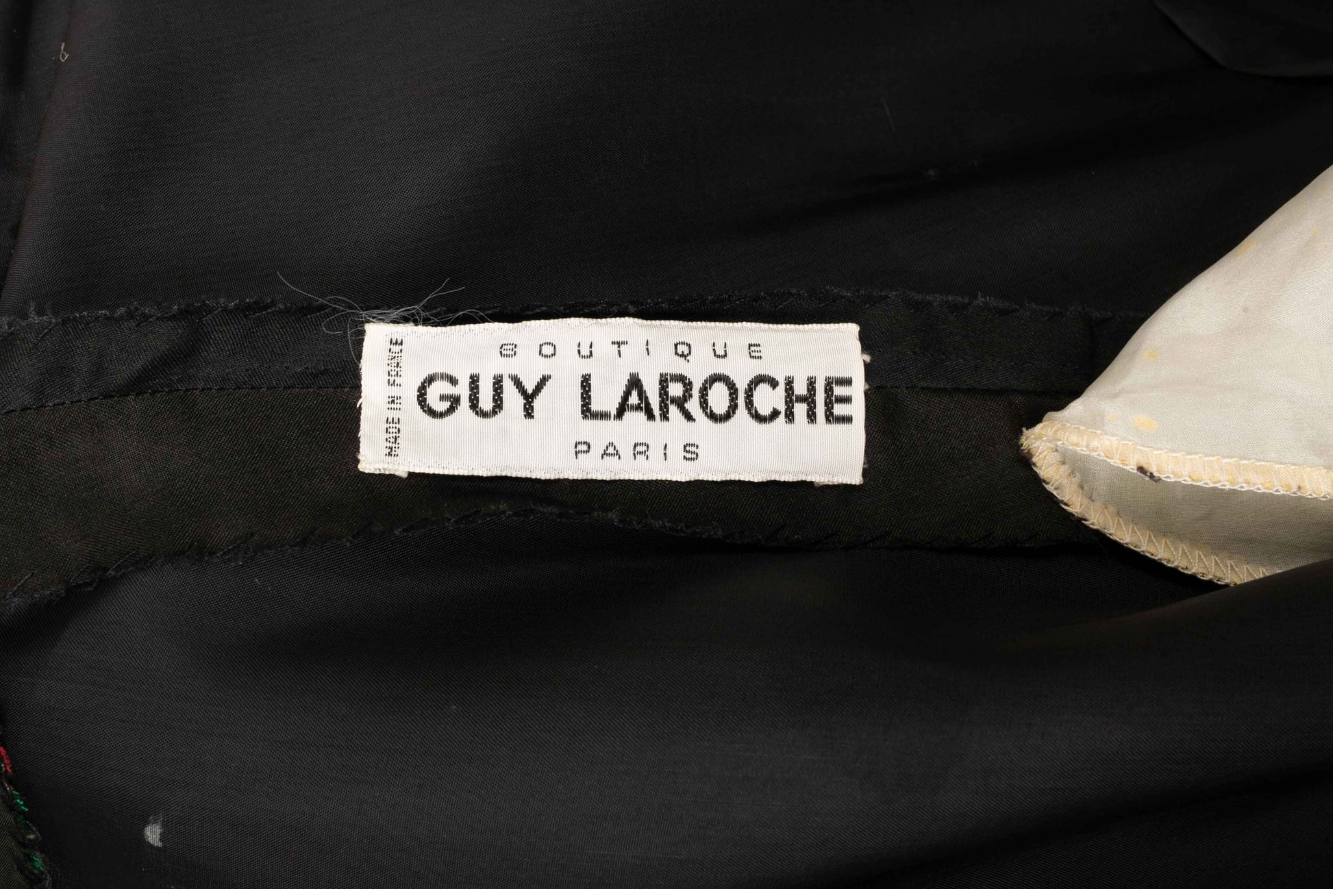 Robe Guy Laroche 