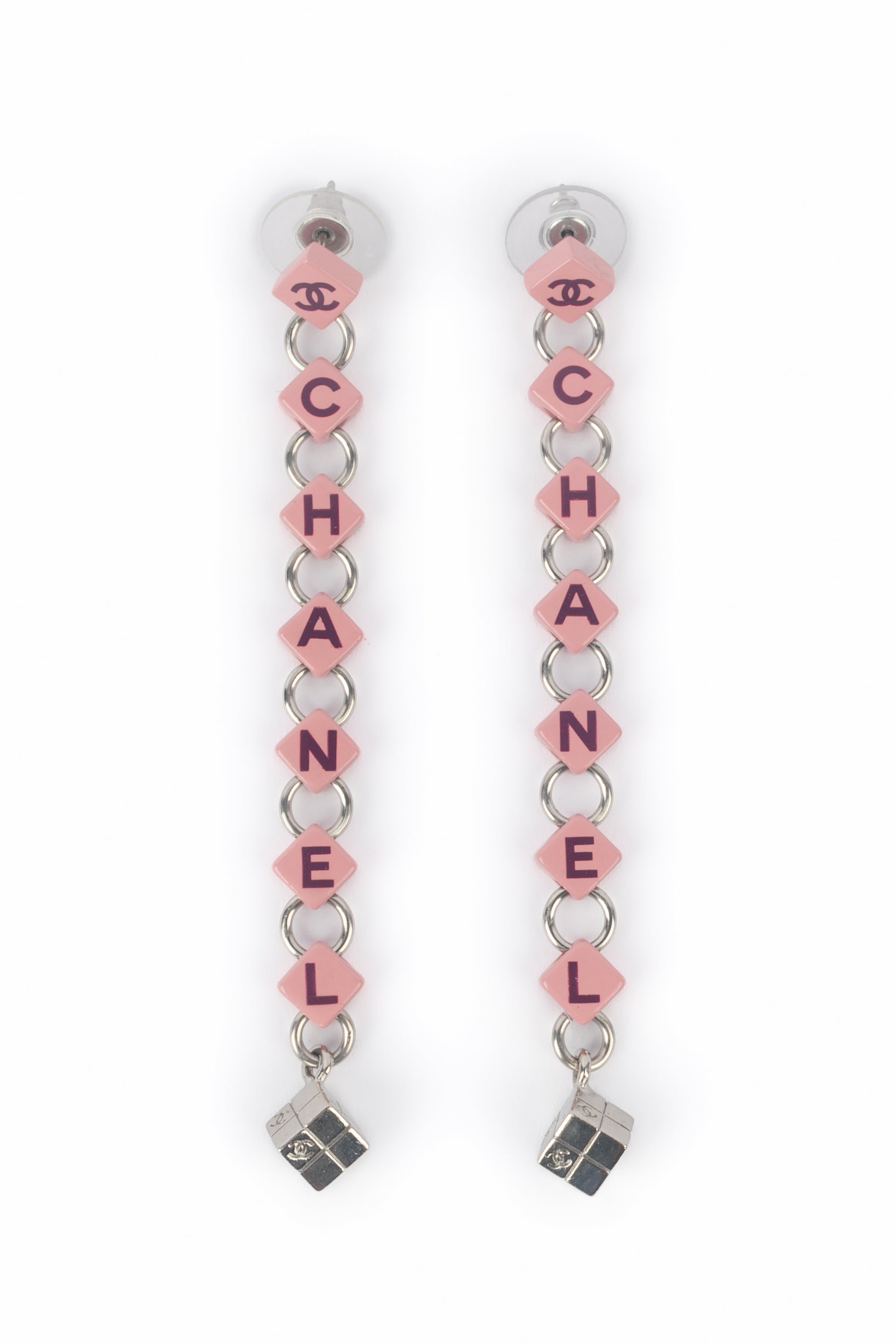 Boucles d'oreilles roses Chanel 2004