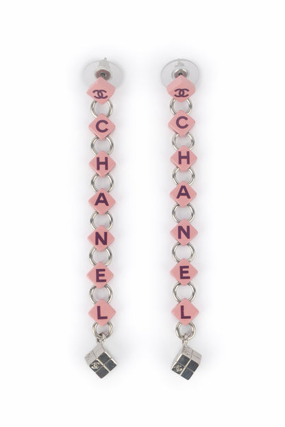 Boucles d'oreilles roses Chanel 2004