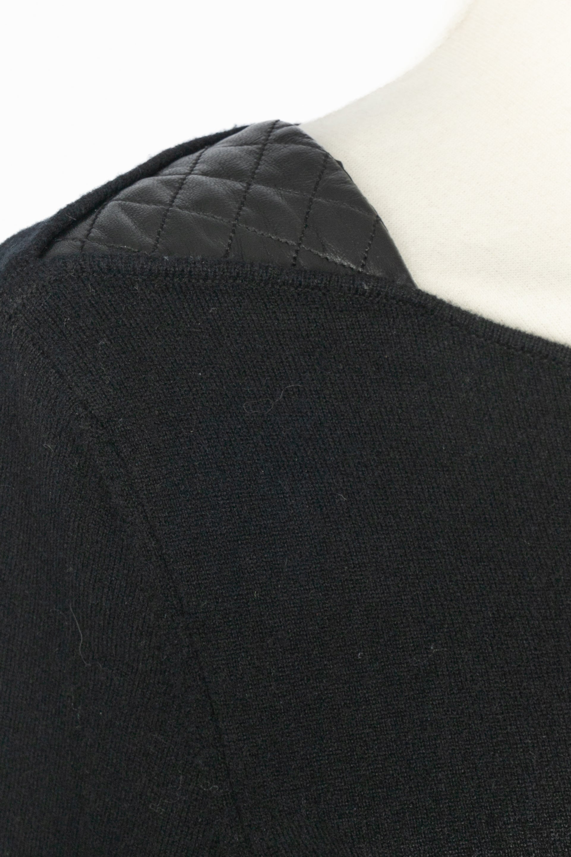 Robe en laine et cuir Chanel