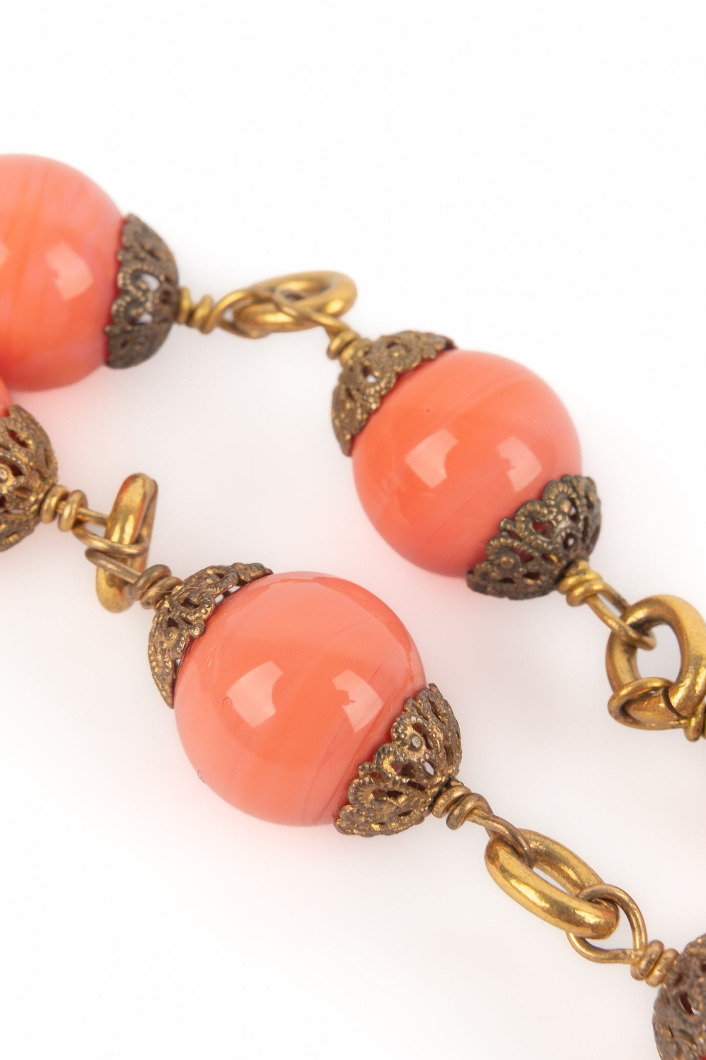 Collier de perles roses Chanel 